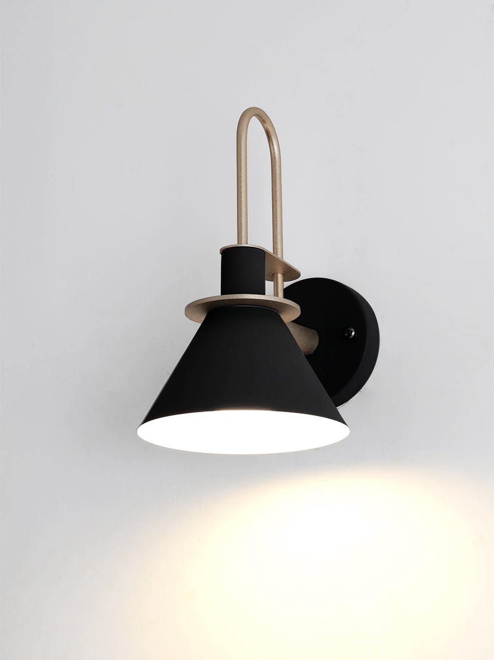 Nordic Metal Wall Sconce