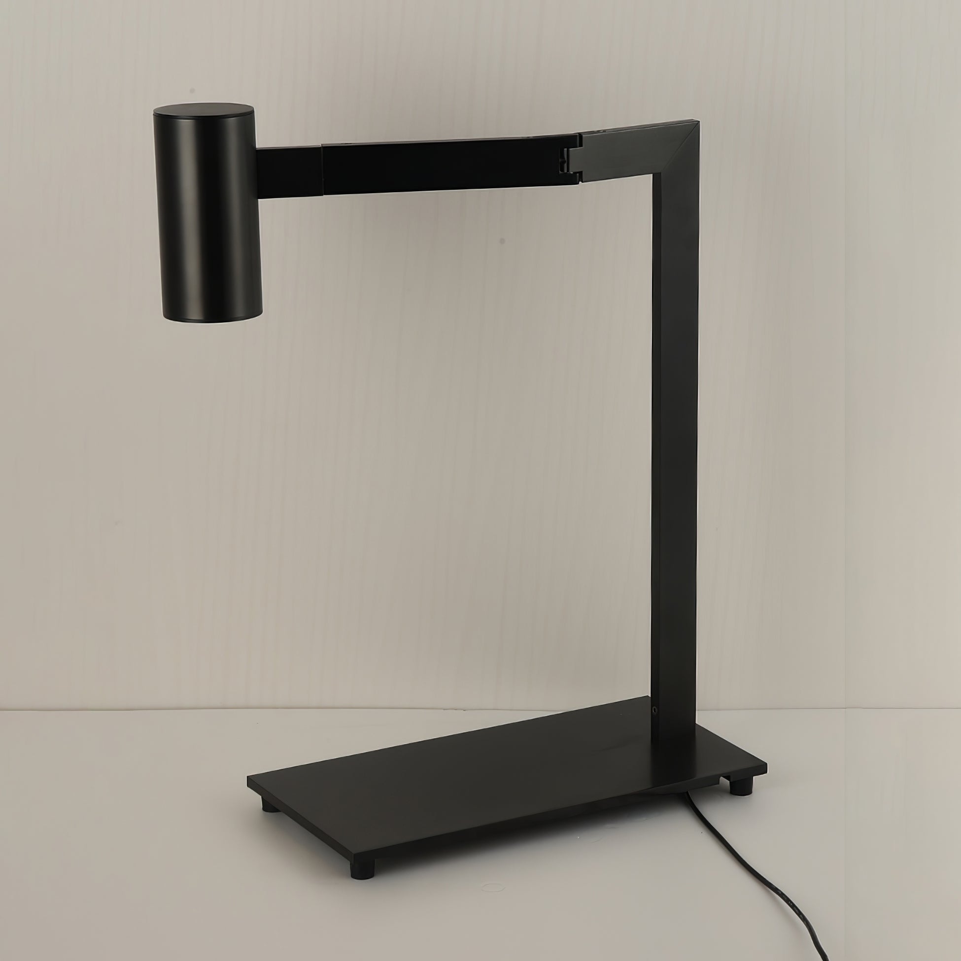 Mahari Table Lamp