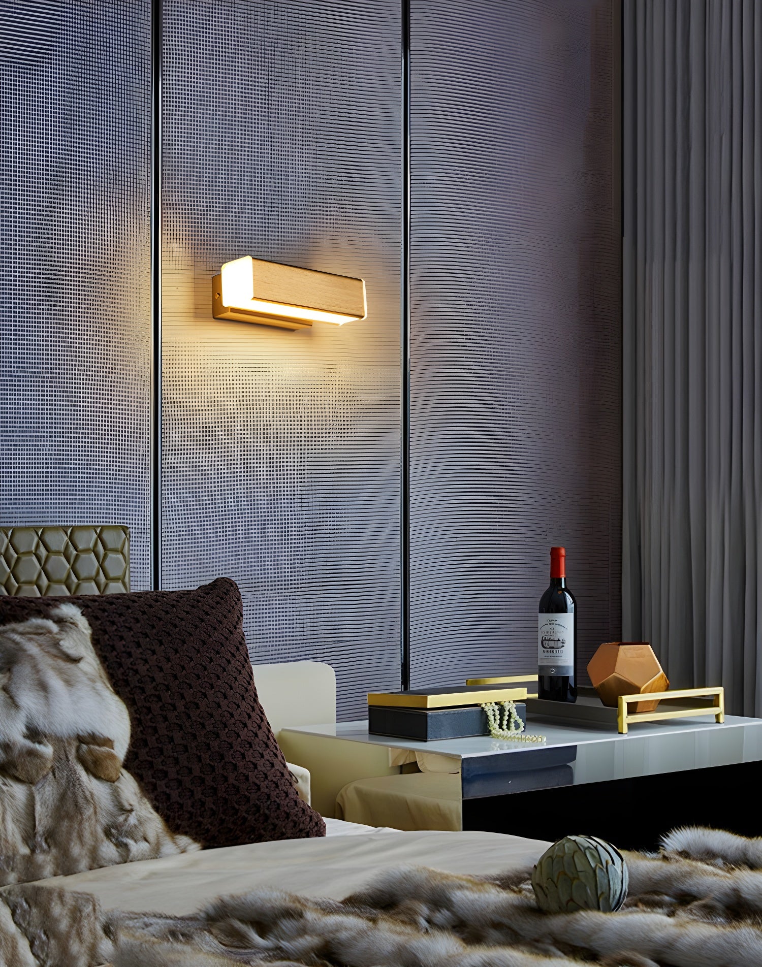 Luca Angle Wall Light