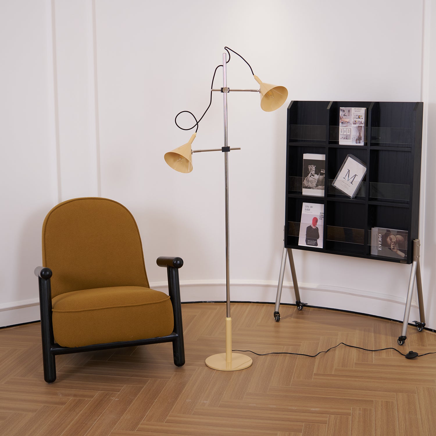 Laiton Floor Lamp