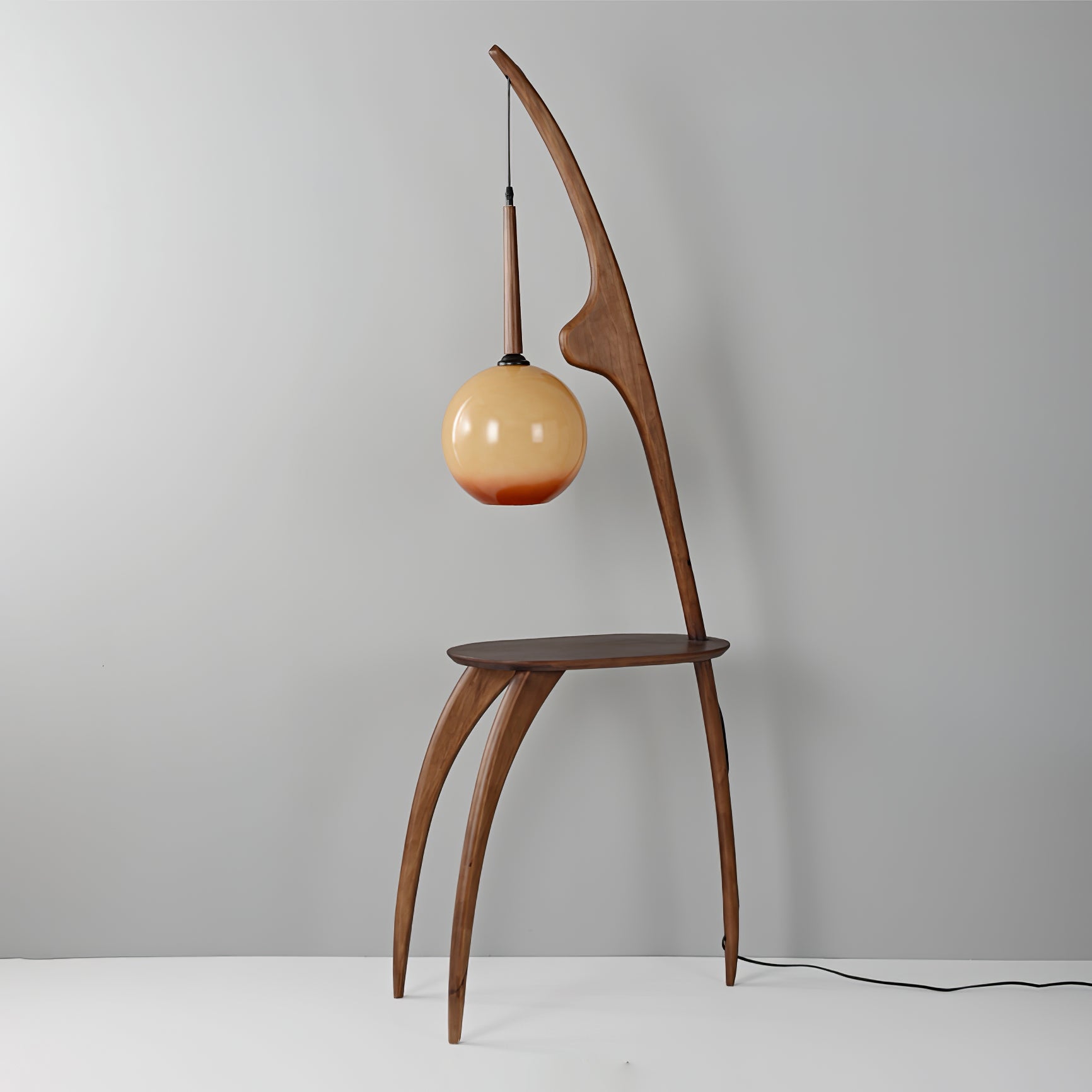 Curved Mantis Arm Floor Lamp