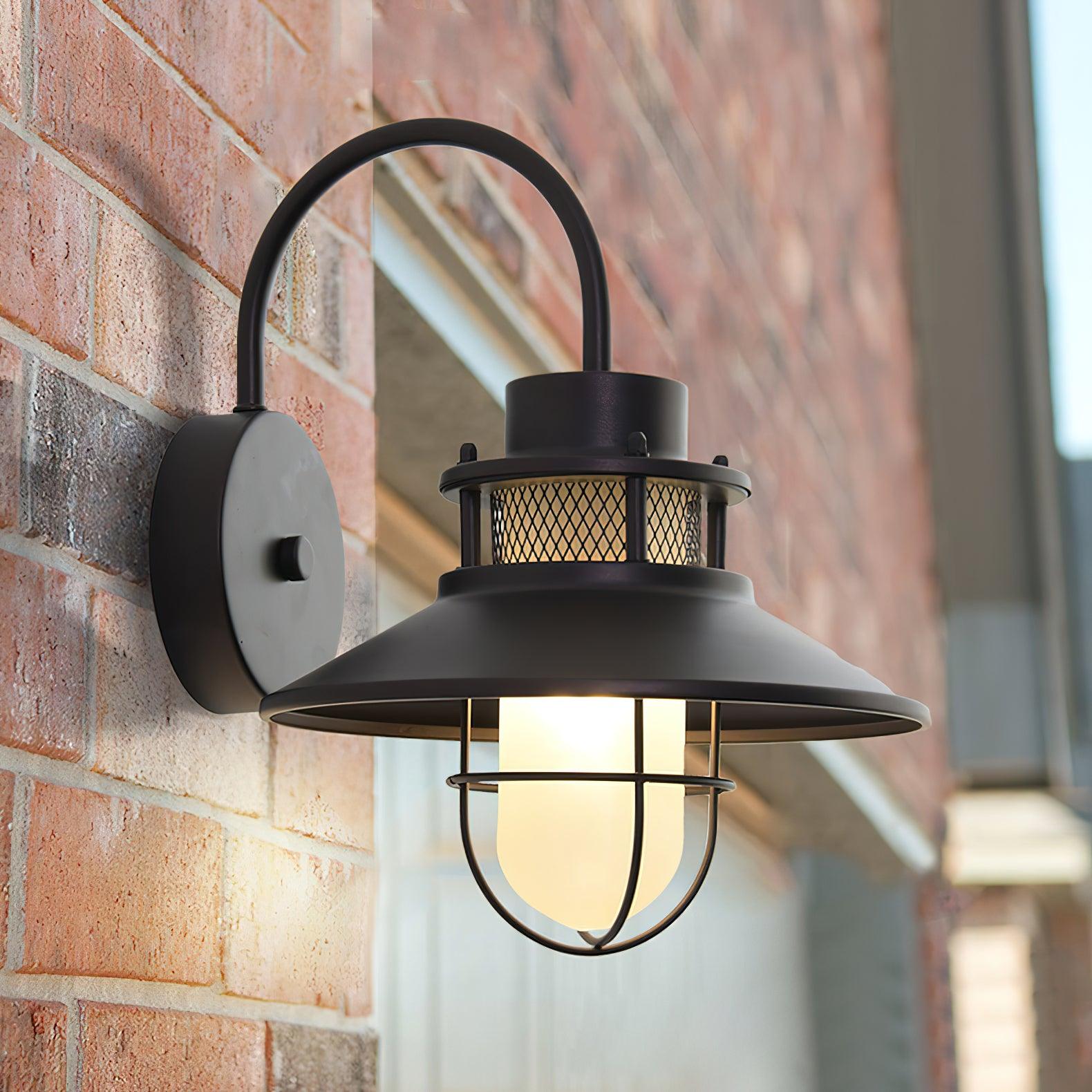 Felix Outdoor Wall Lamp