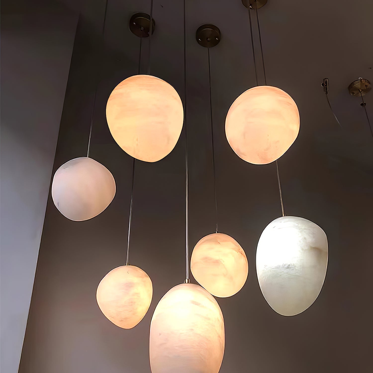 Pebbles Alabaster Pendant Lamp