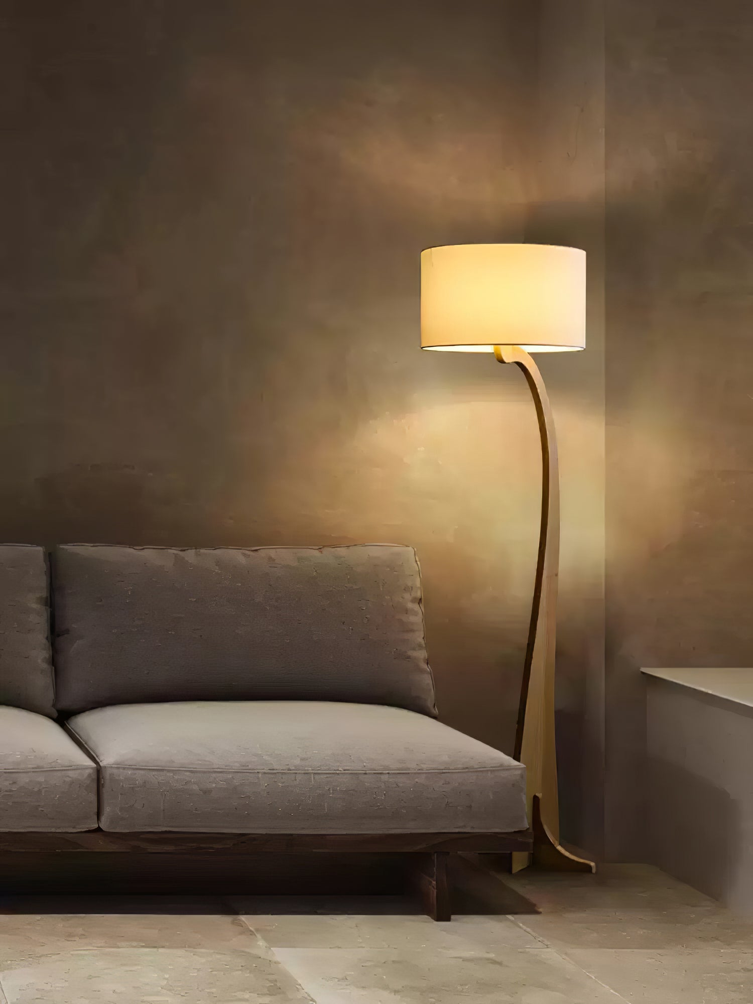 Bow Curve Floor Lamp