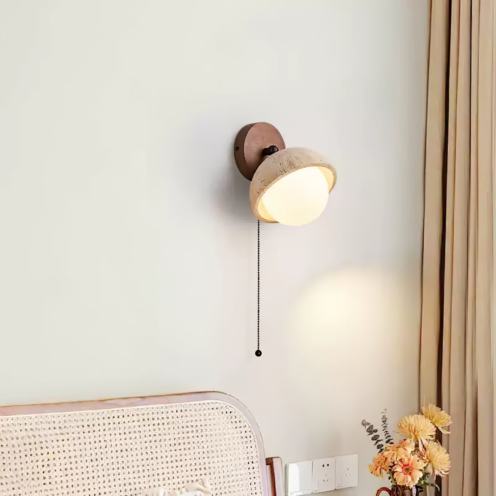 Globe Accent Wall Lamp