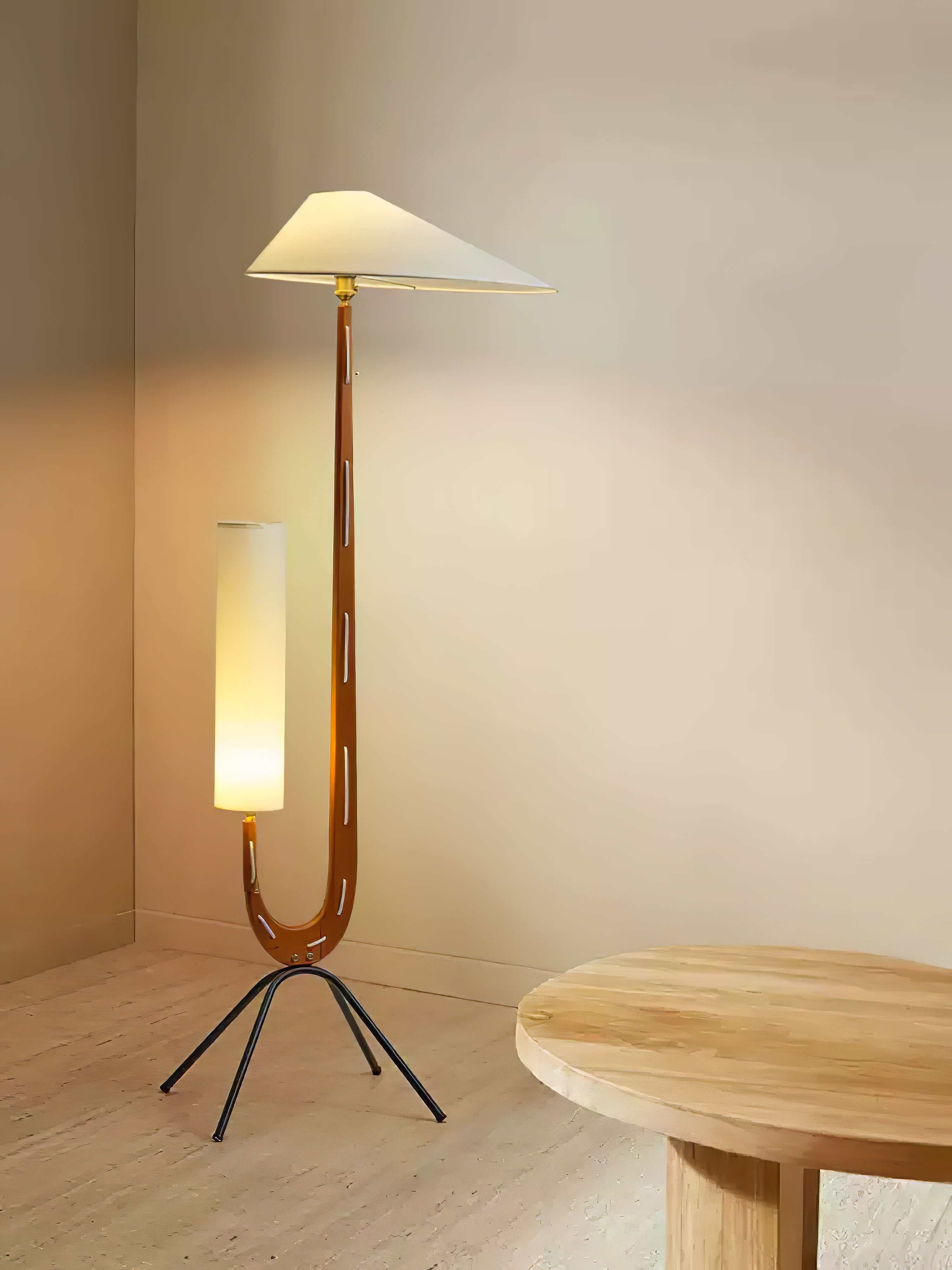 Giraffe Floor Lamp