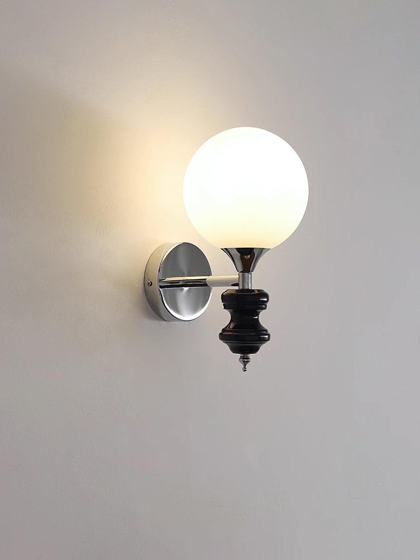 Dalt Wall Light