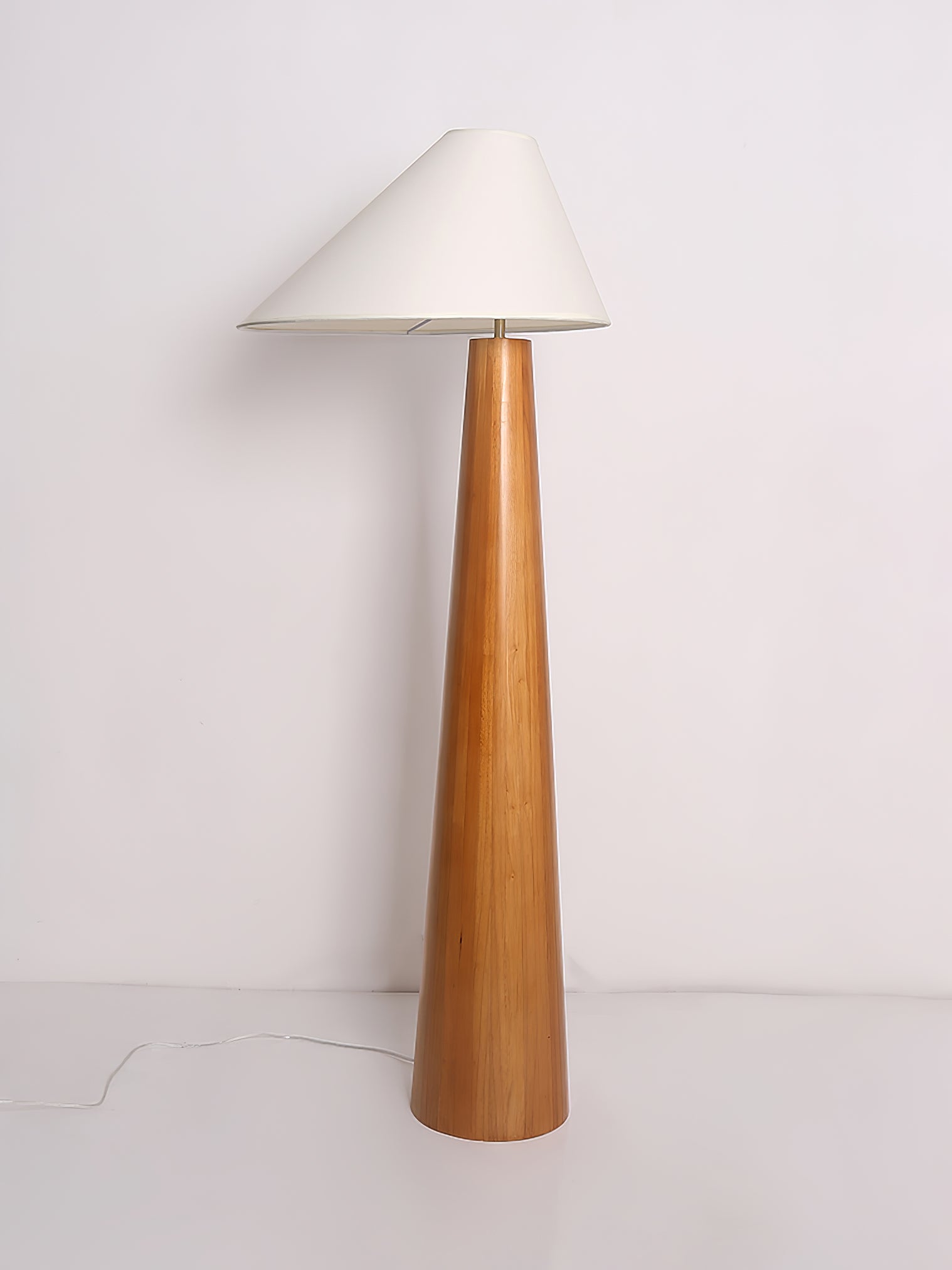 Alvin Floor Lamp