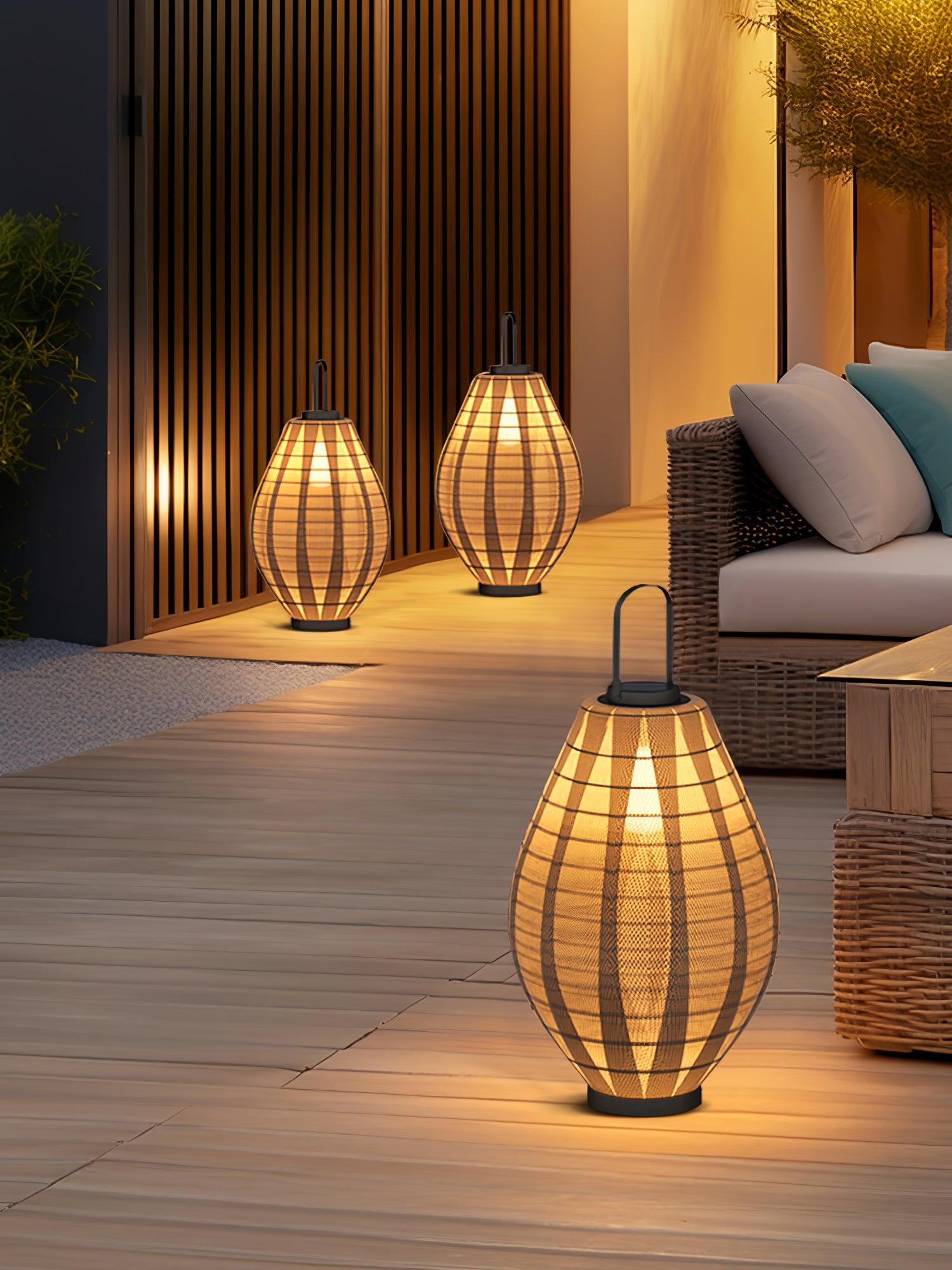 Oasis Mesh Beacon Outdoor Lamp