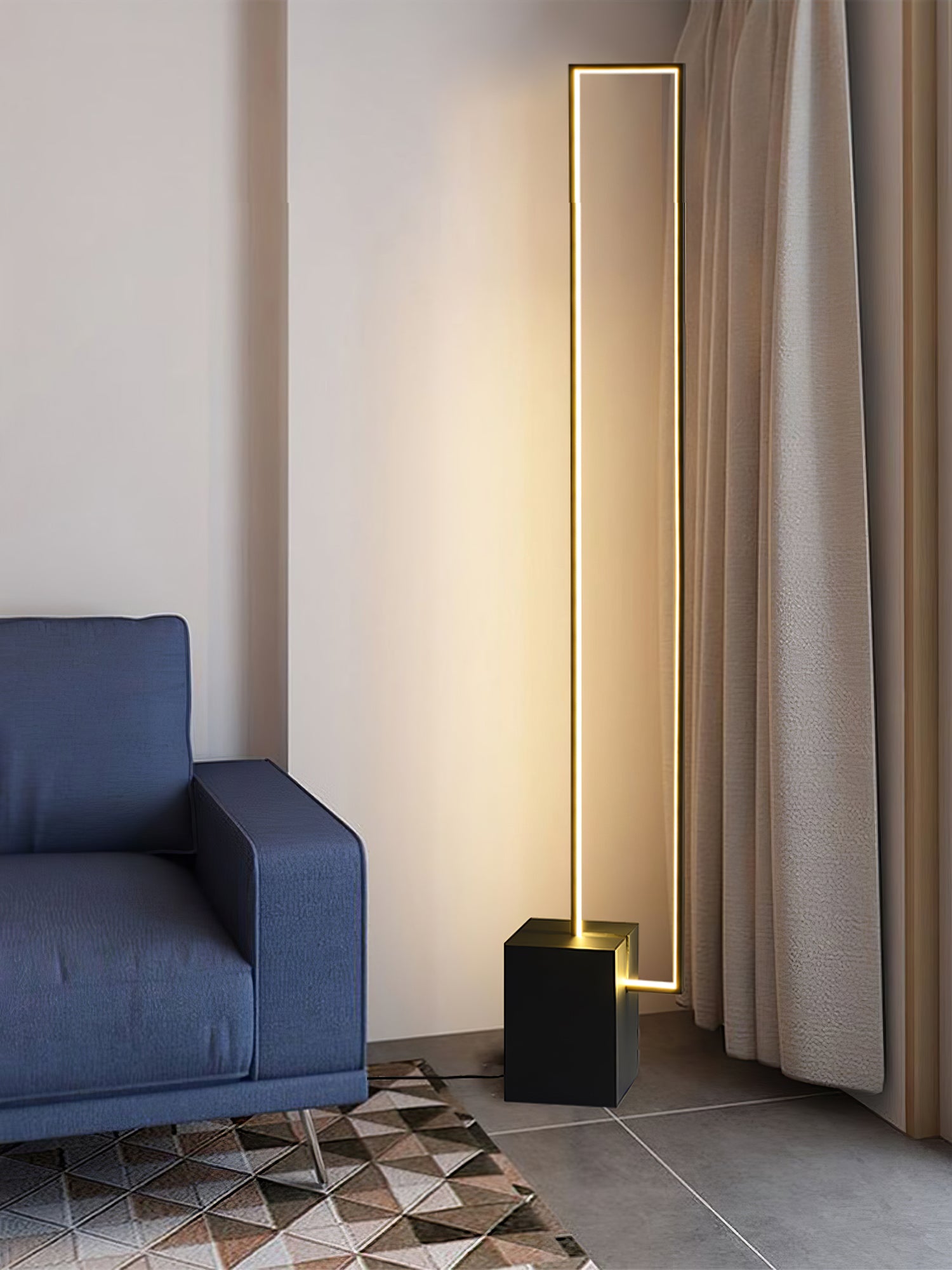 Edge Floor Lamp