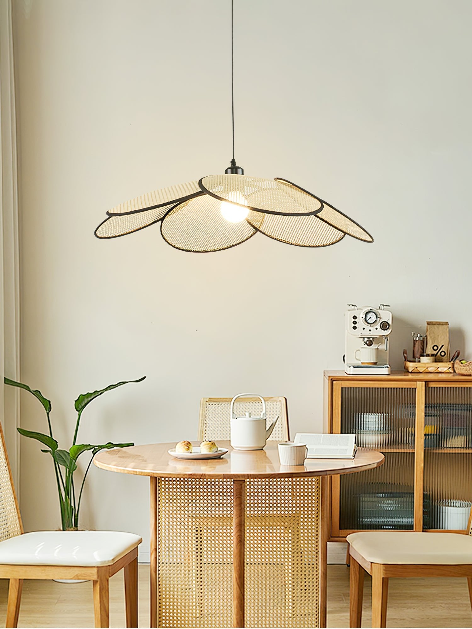 Petals Rattan Pendant Lamp