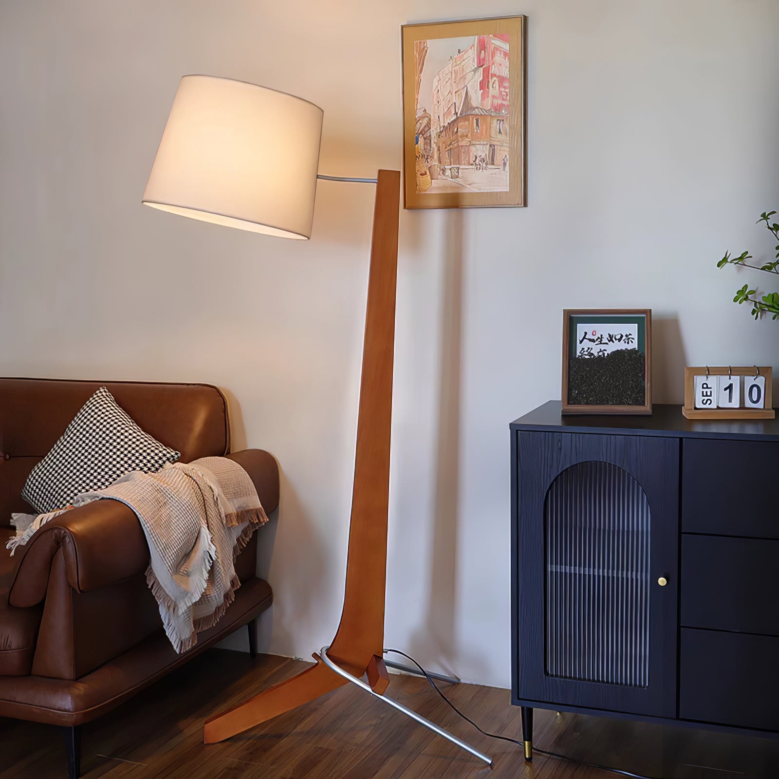 Tusk Arc Floor Lamp