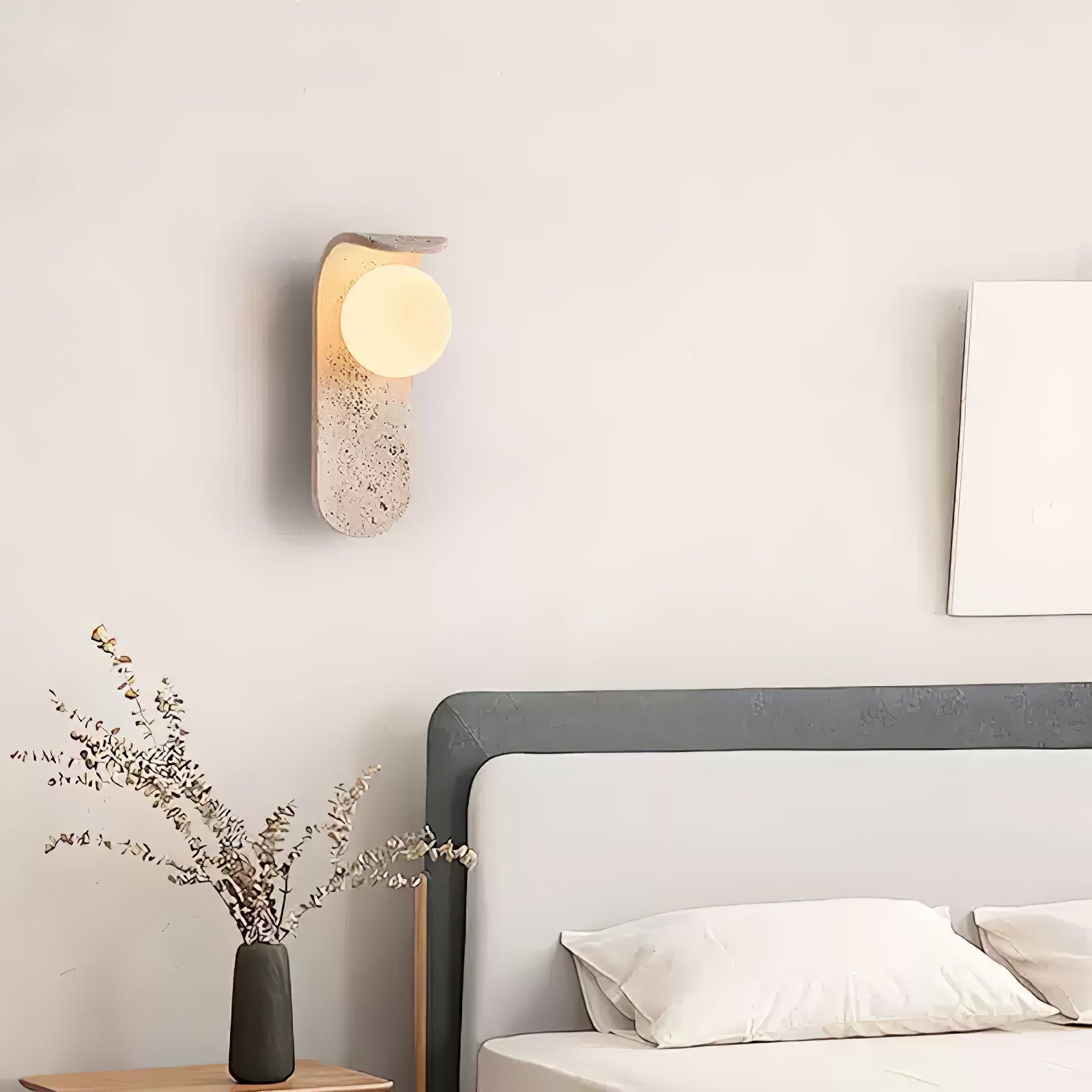 Solis Curve Wall Lamp