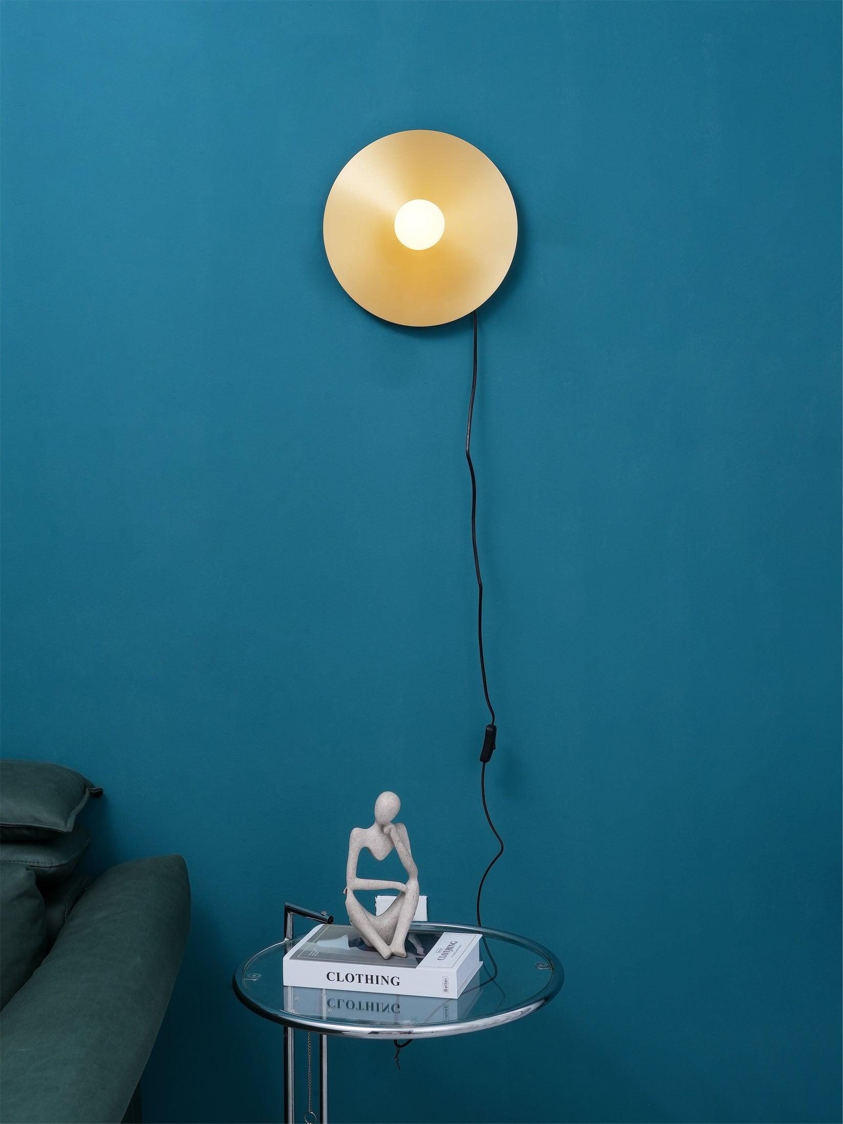 Dot Wall Lamp