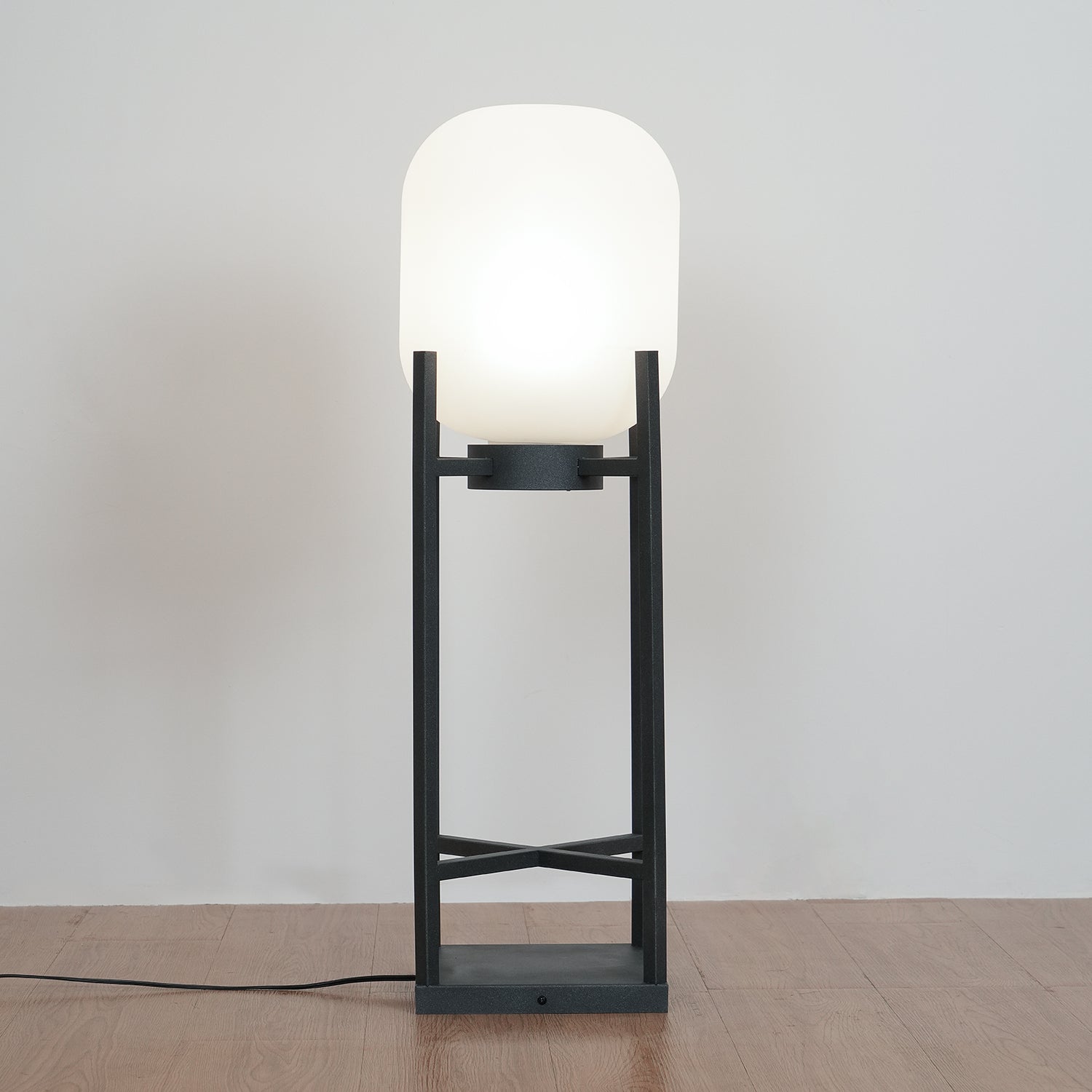 Lantern Floor Light