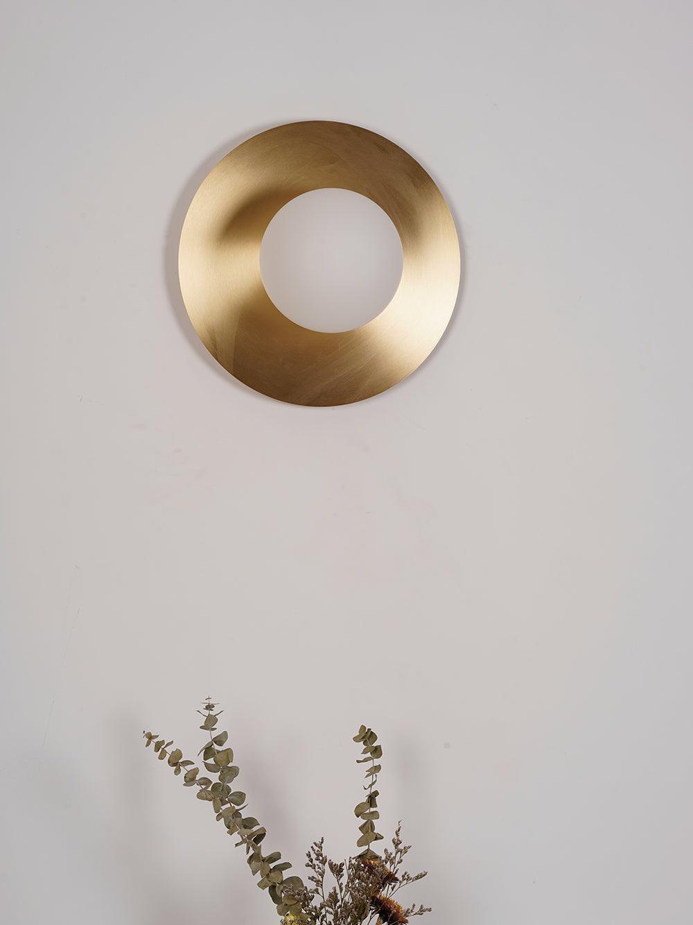 Round Glass Art Wall Lamp