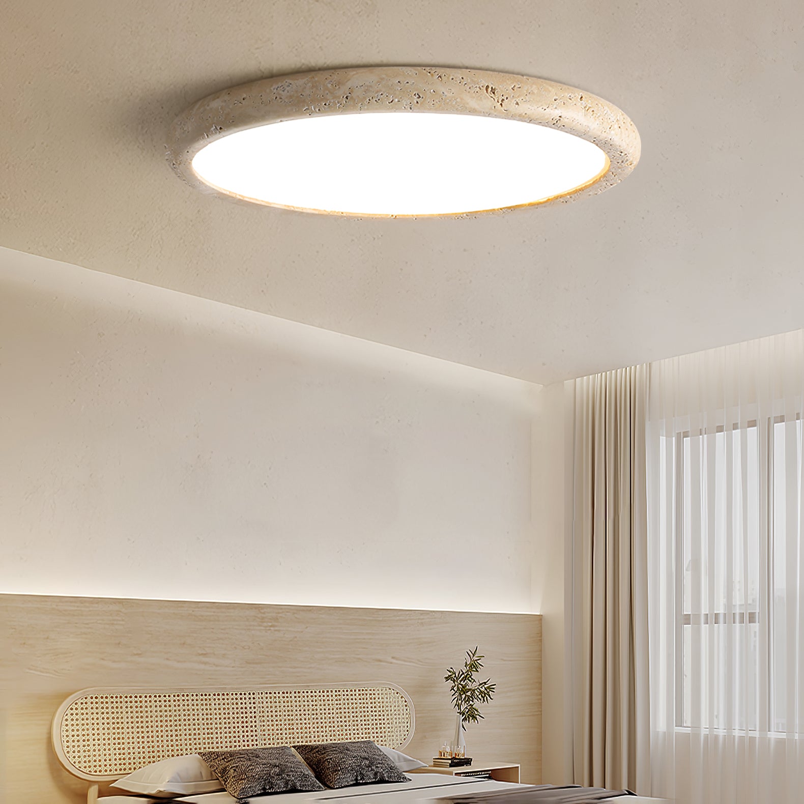 Solis Horizon Ceiling Light