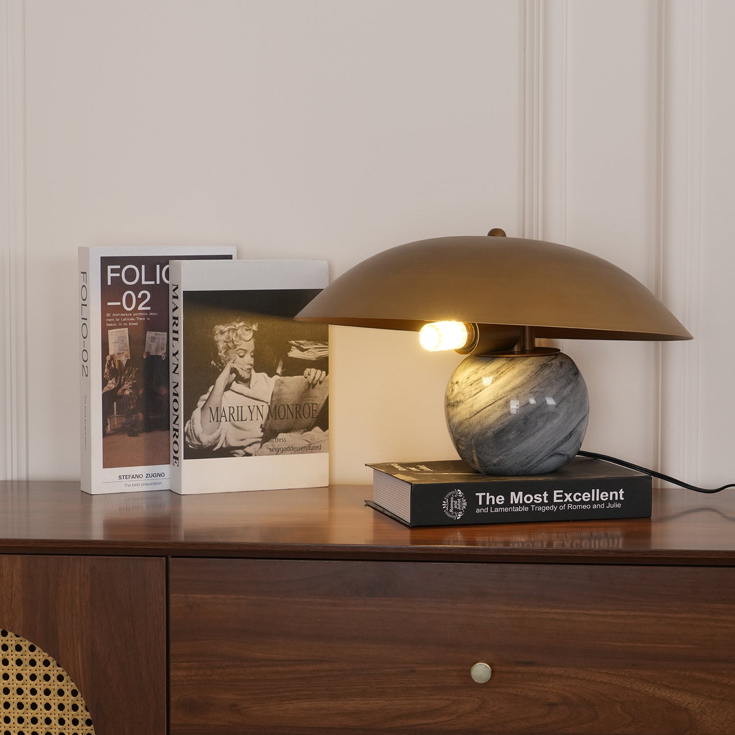 Formosa Marble Table Lamp