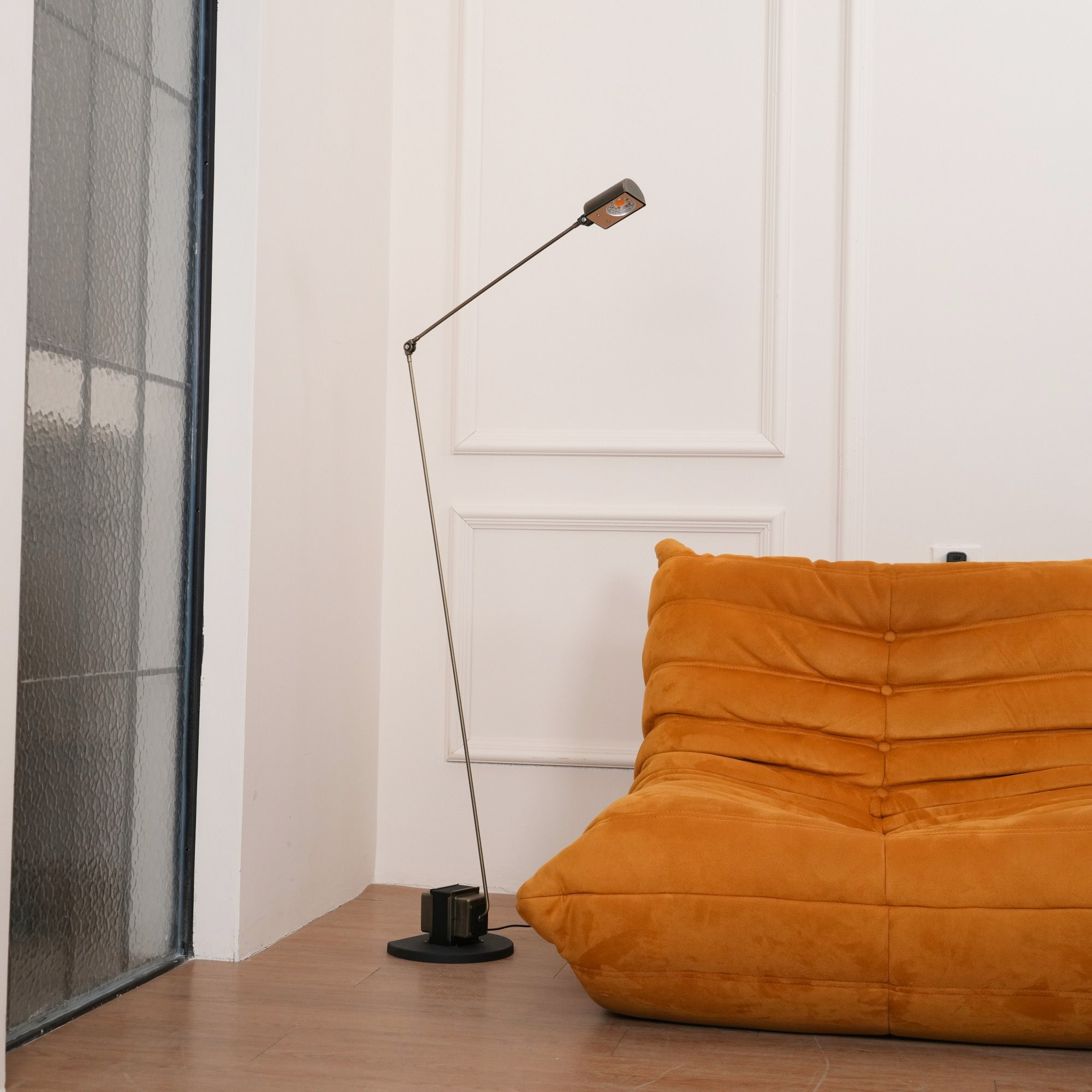 Dynamo Floor Lamp