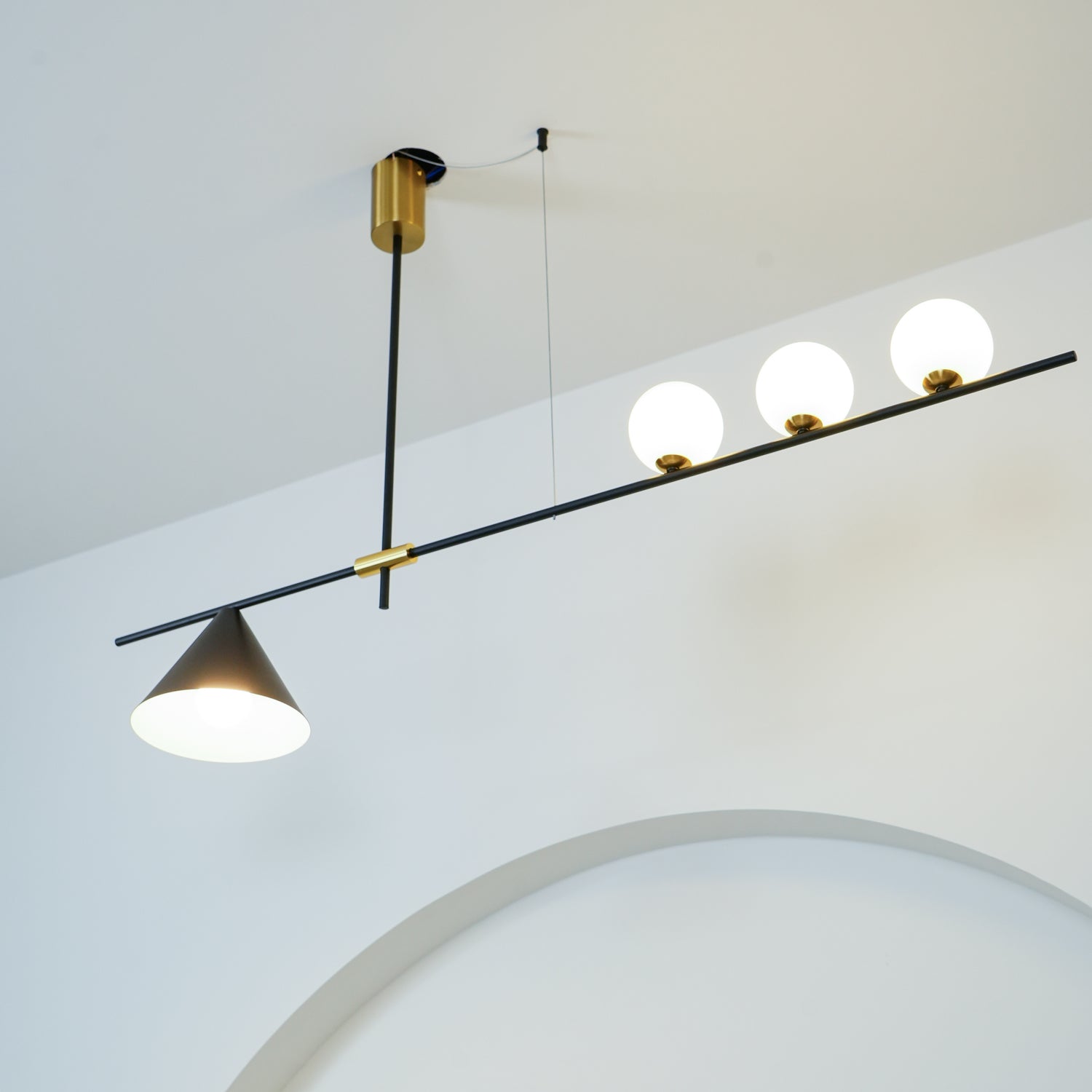 Eclipse Linear Suspension Light