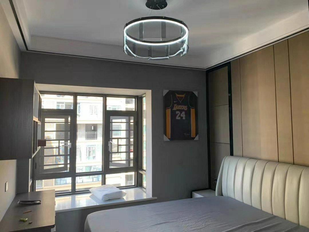 Stratos LED Chandelier