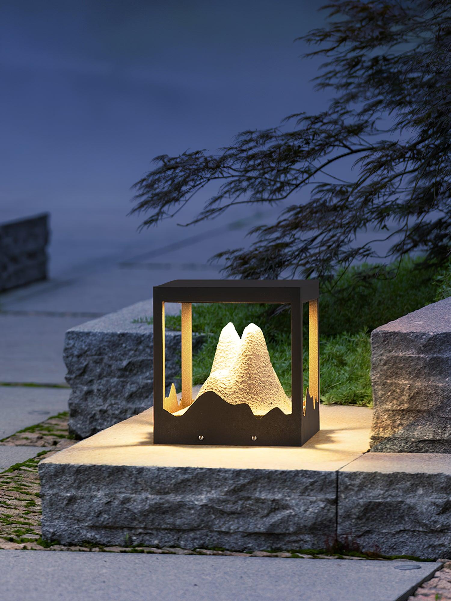 Orif Garden Outdoor Light