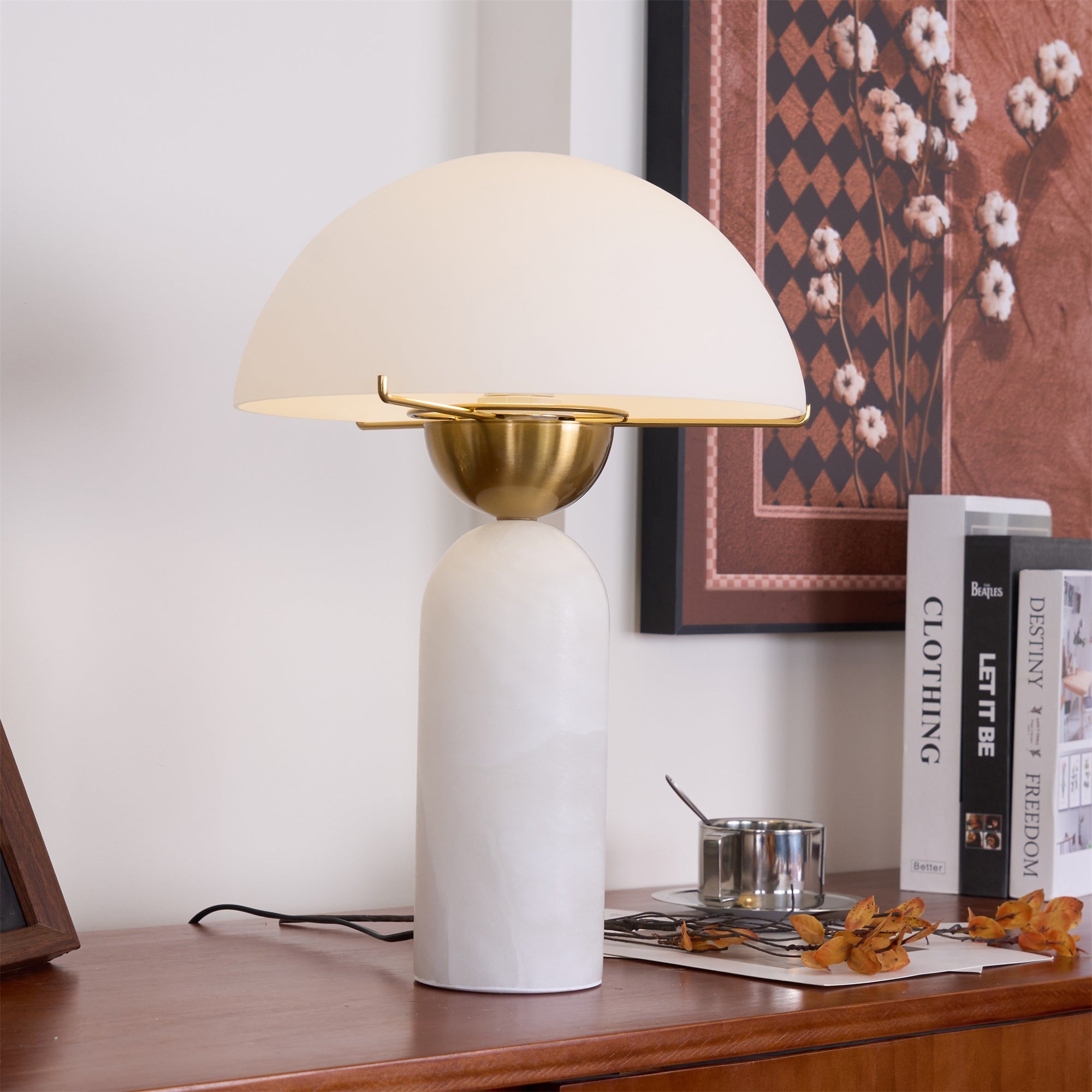 Peono Alabaster Table Lamp