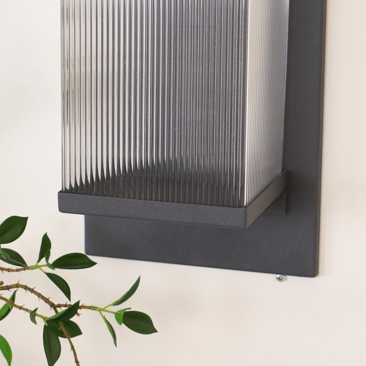 Oleron Box Outdoor Solar Wall Lamp