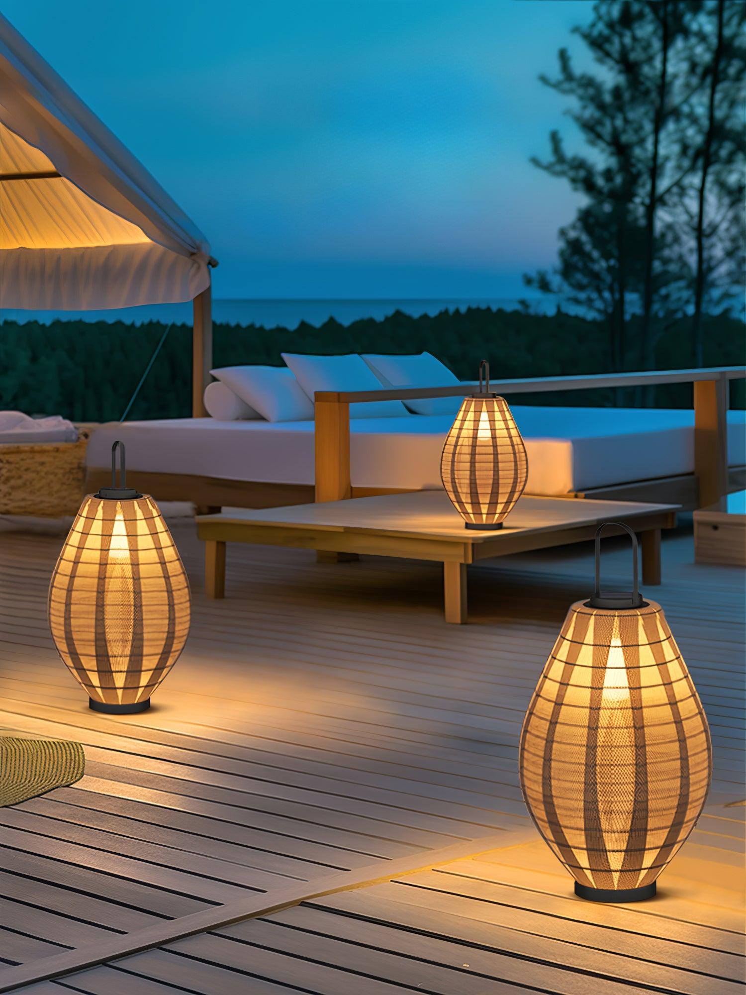 Oasis Mesh Beacon Outdoor Lamp