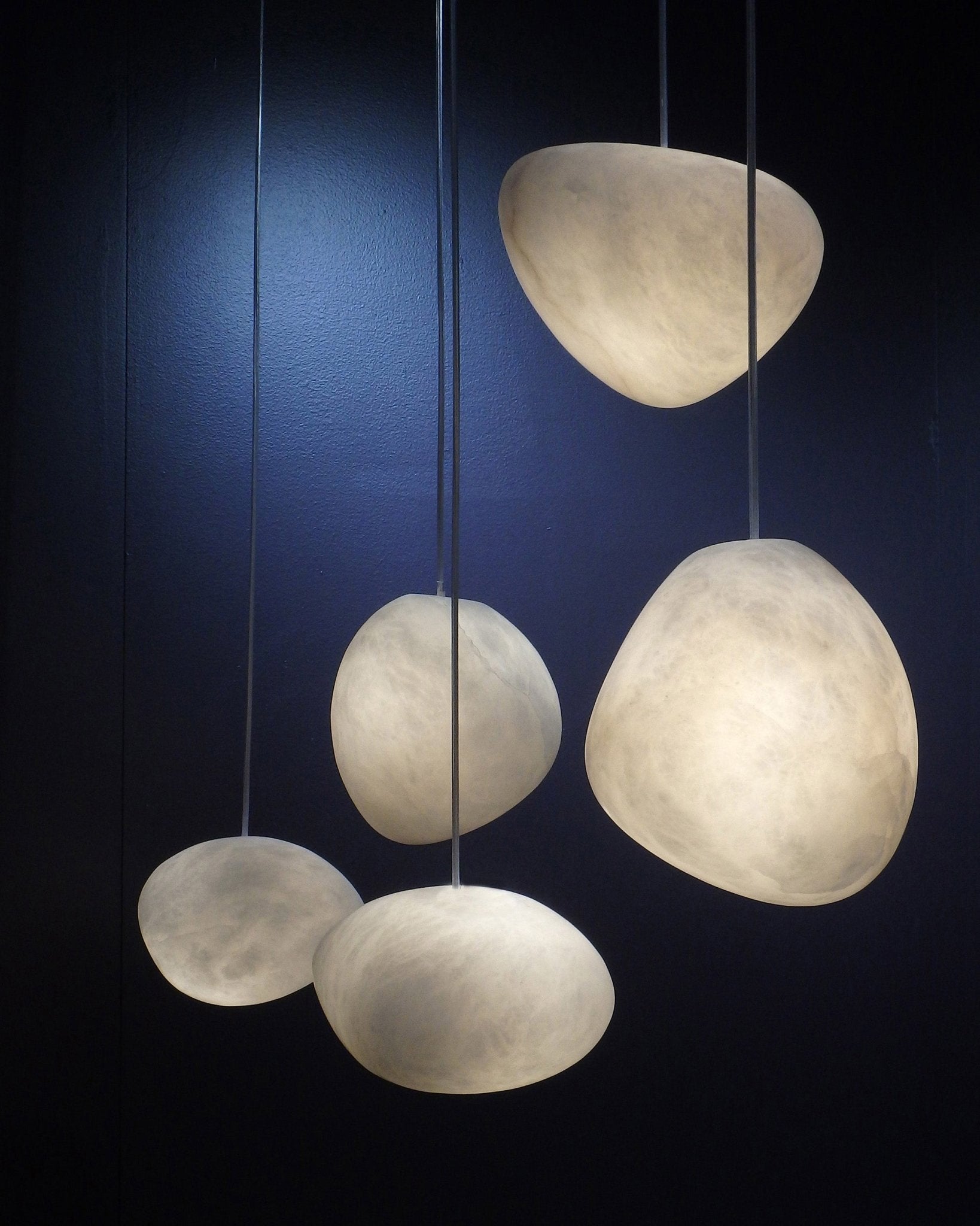 Pebbles Alabaster Pendant Lamp