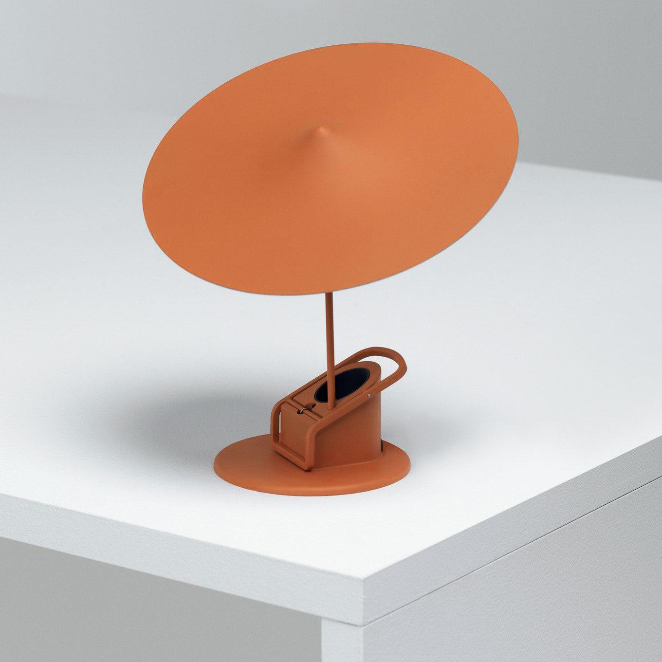 Ile Table Lamp