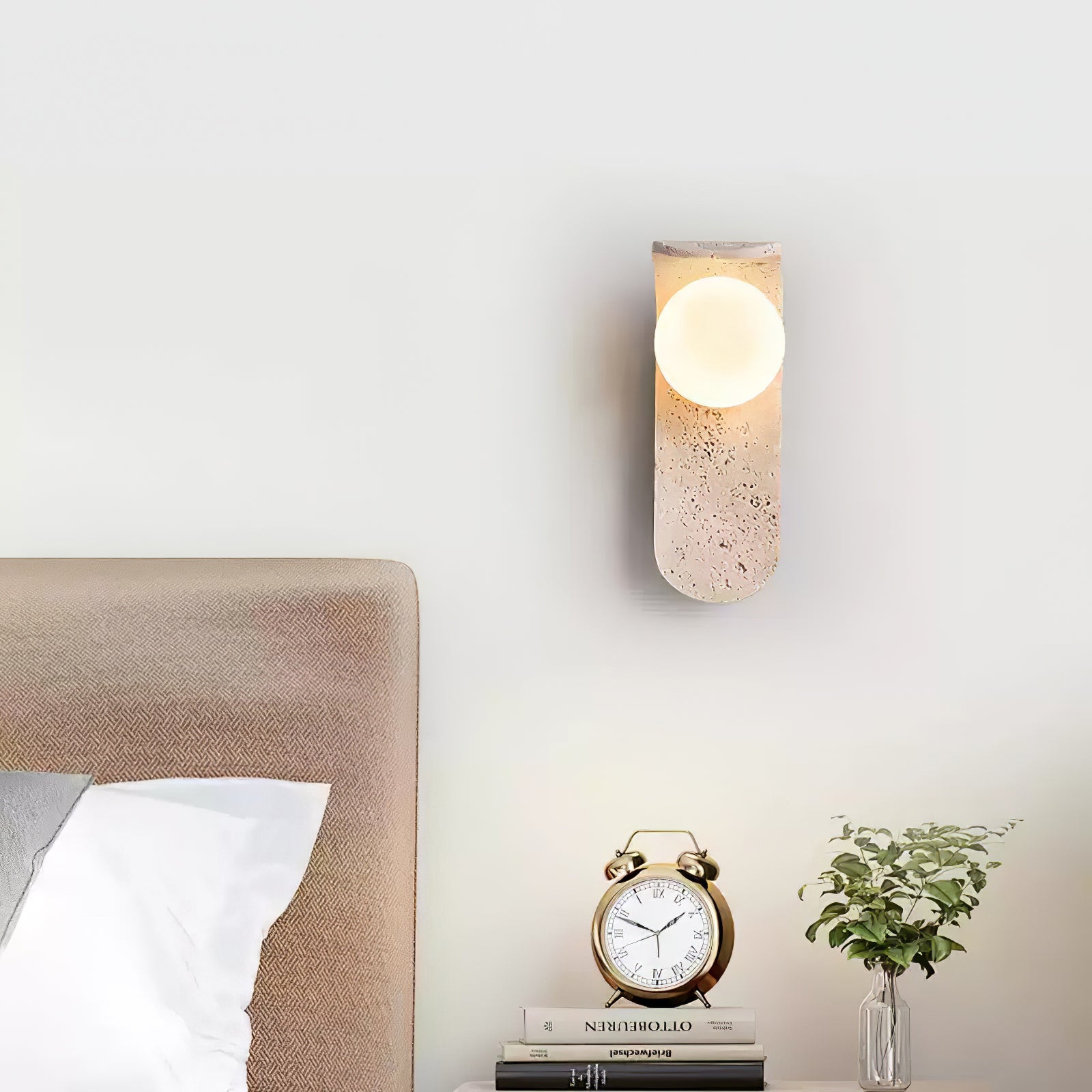 Solis Curve Wall Lamp