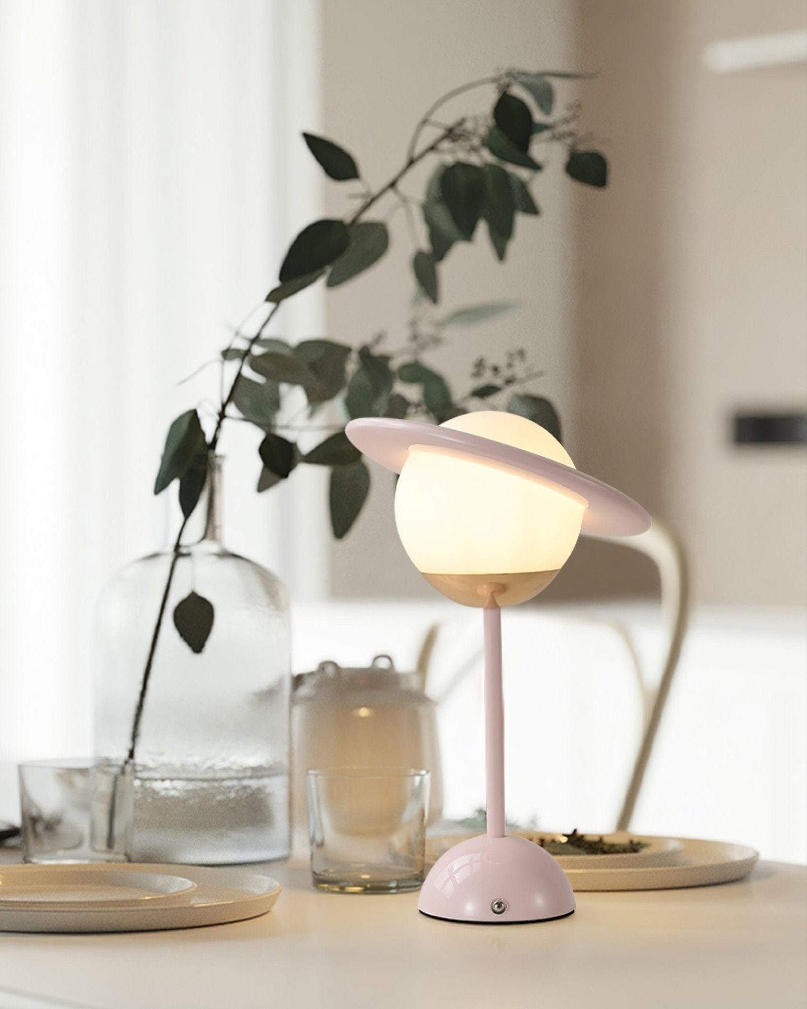 Saturn Planet Table Lamp