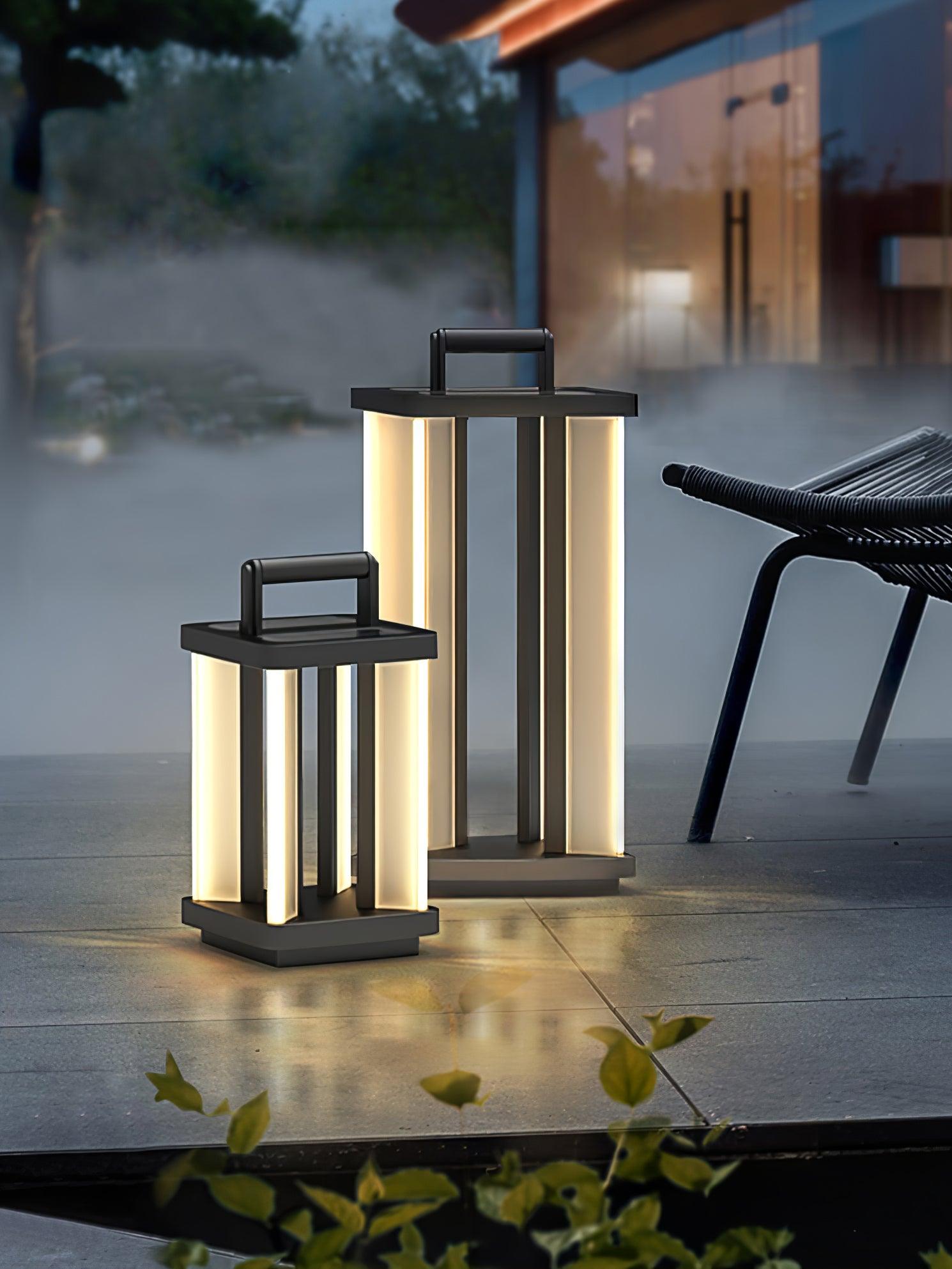 Metroluxe Outdoor Light