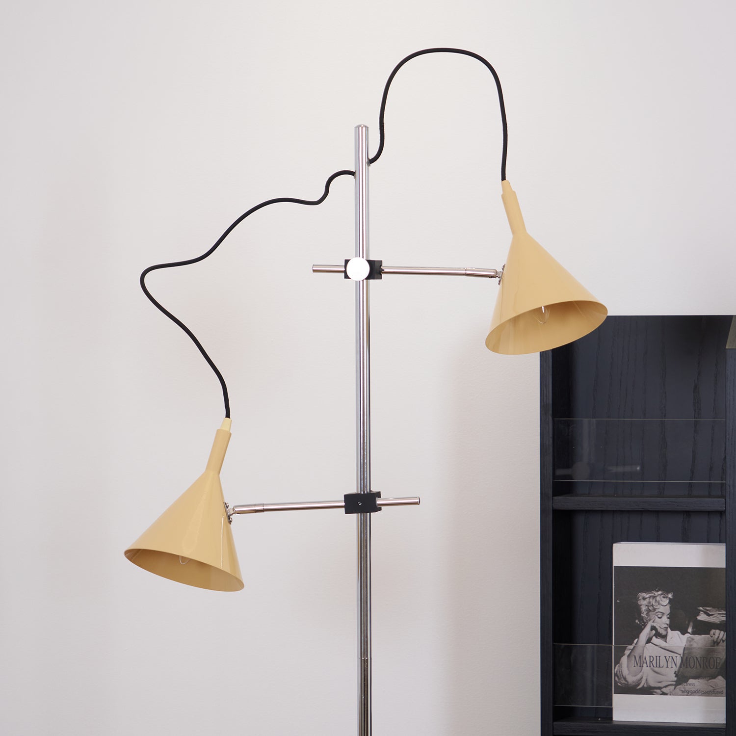 Laiton Floor Lamp