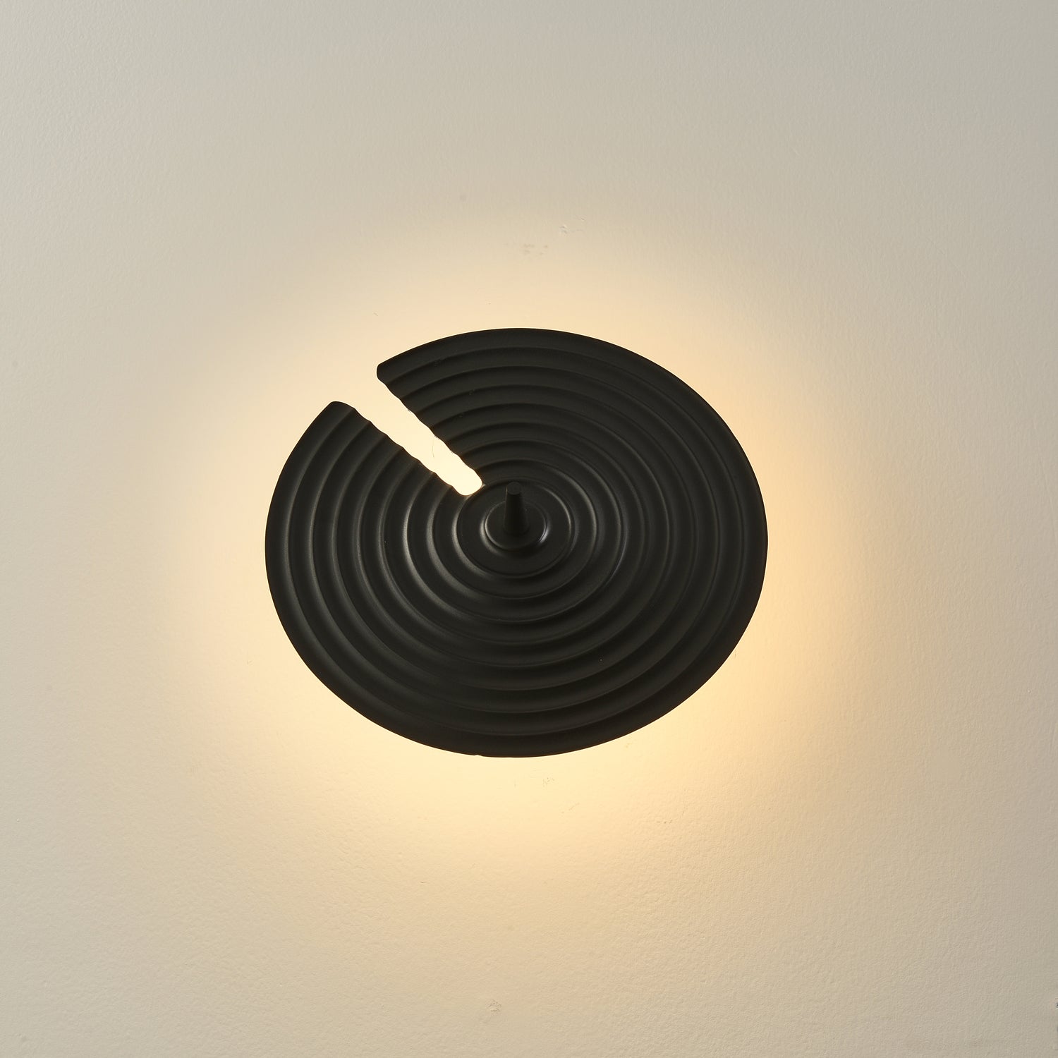 Symphony Wall Lamp