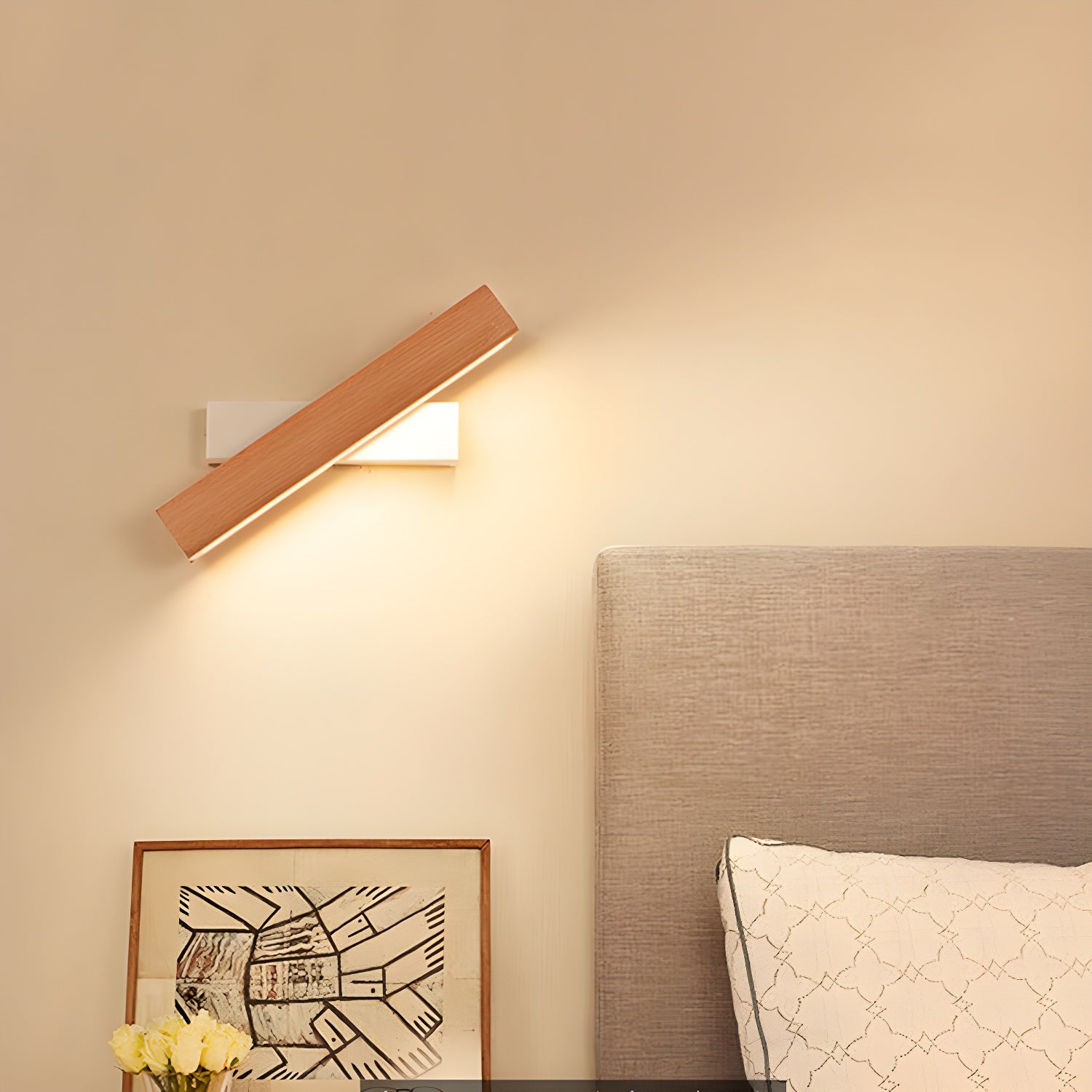 Luca Angle Wall Light