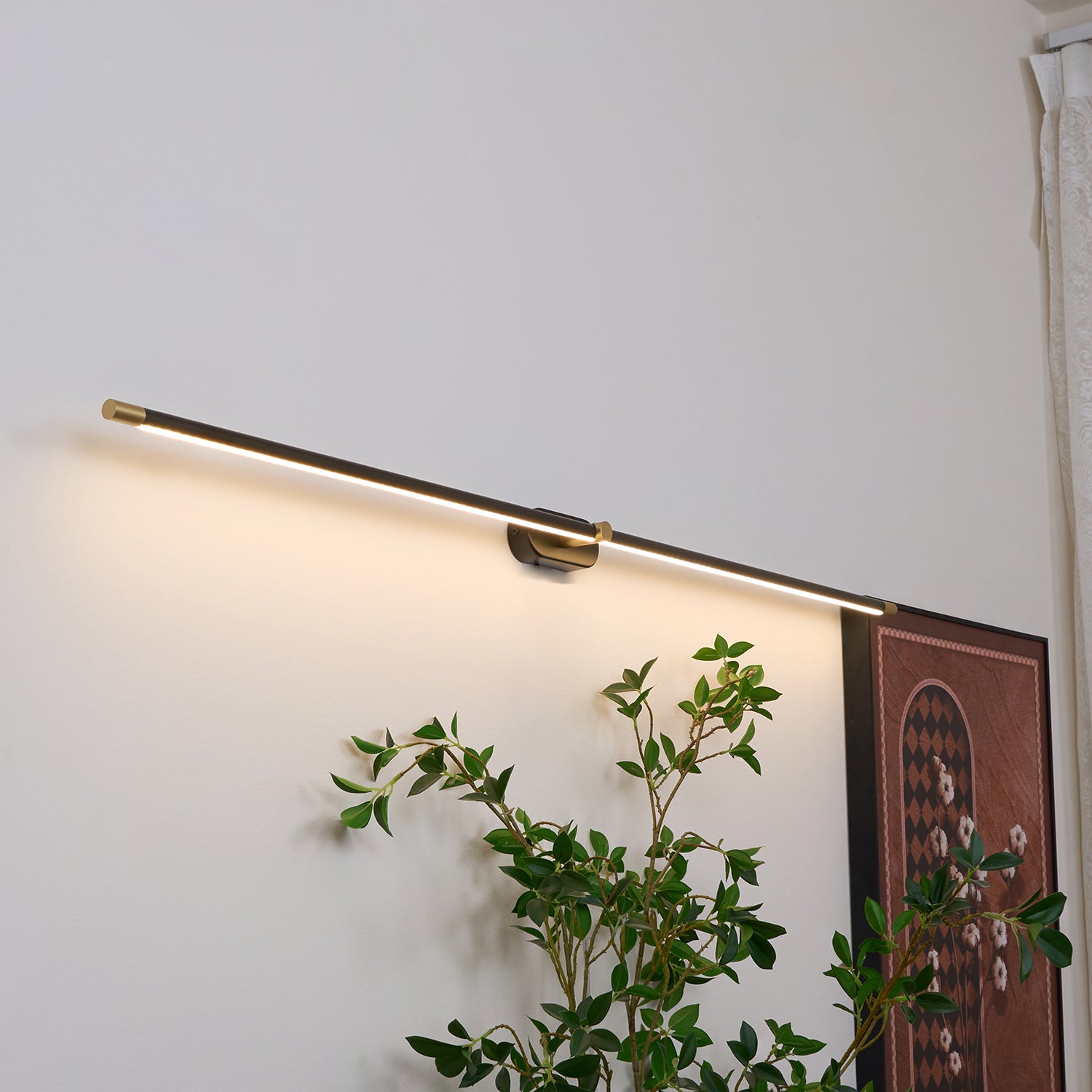 Minimalist Linear Wall Lamp