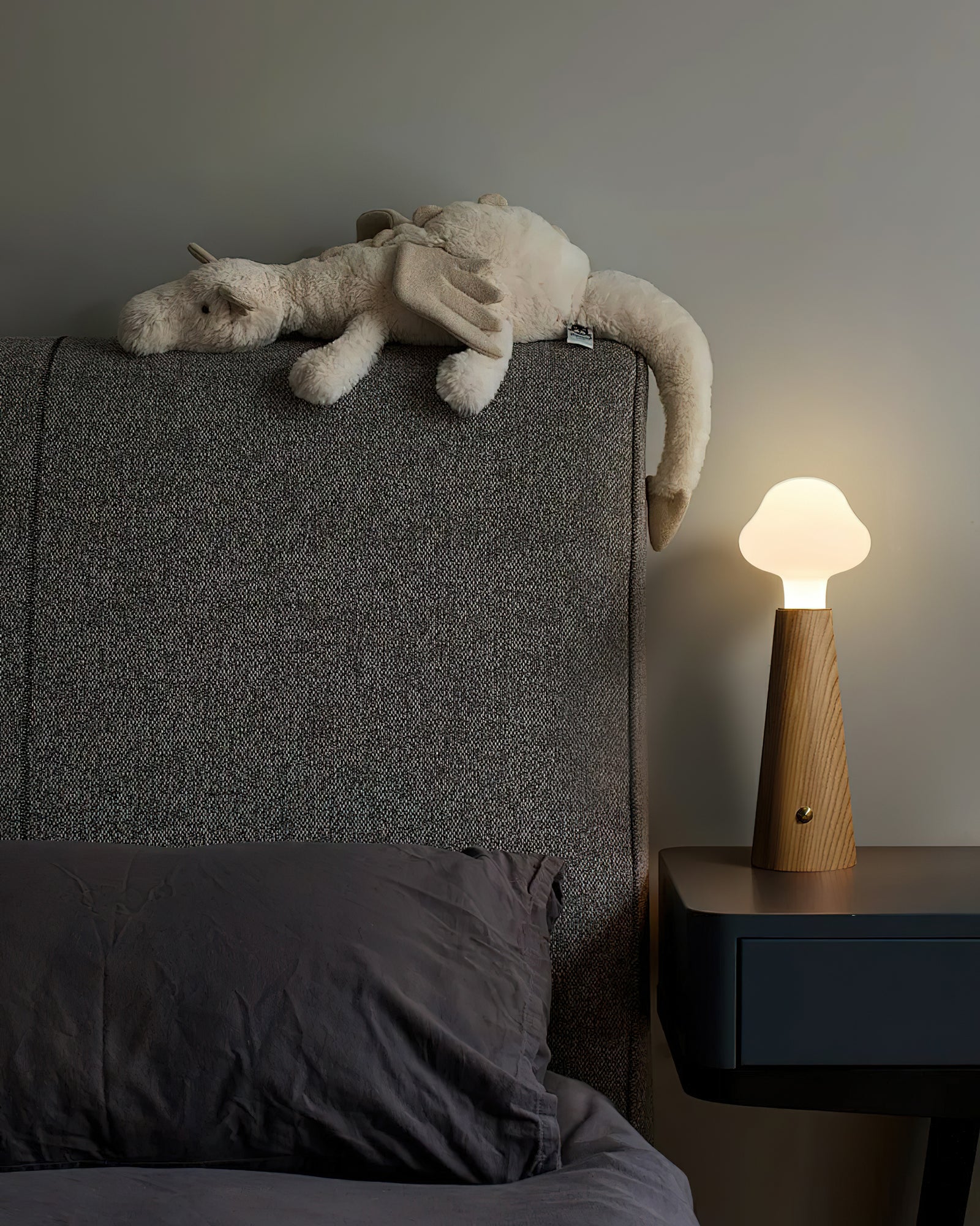 Cloudlet Table Lamp