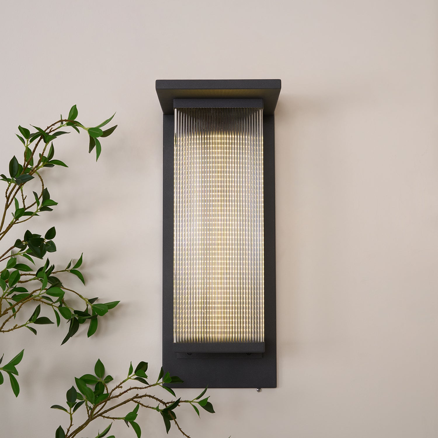 Oleron Box Outdoor Solar Wall Lamp