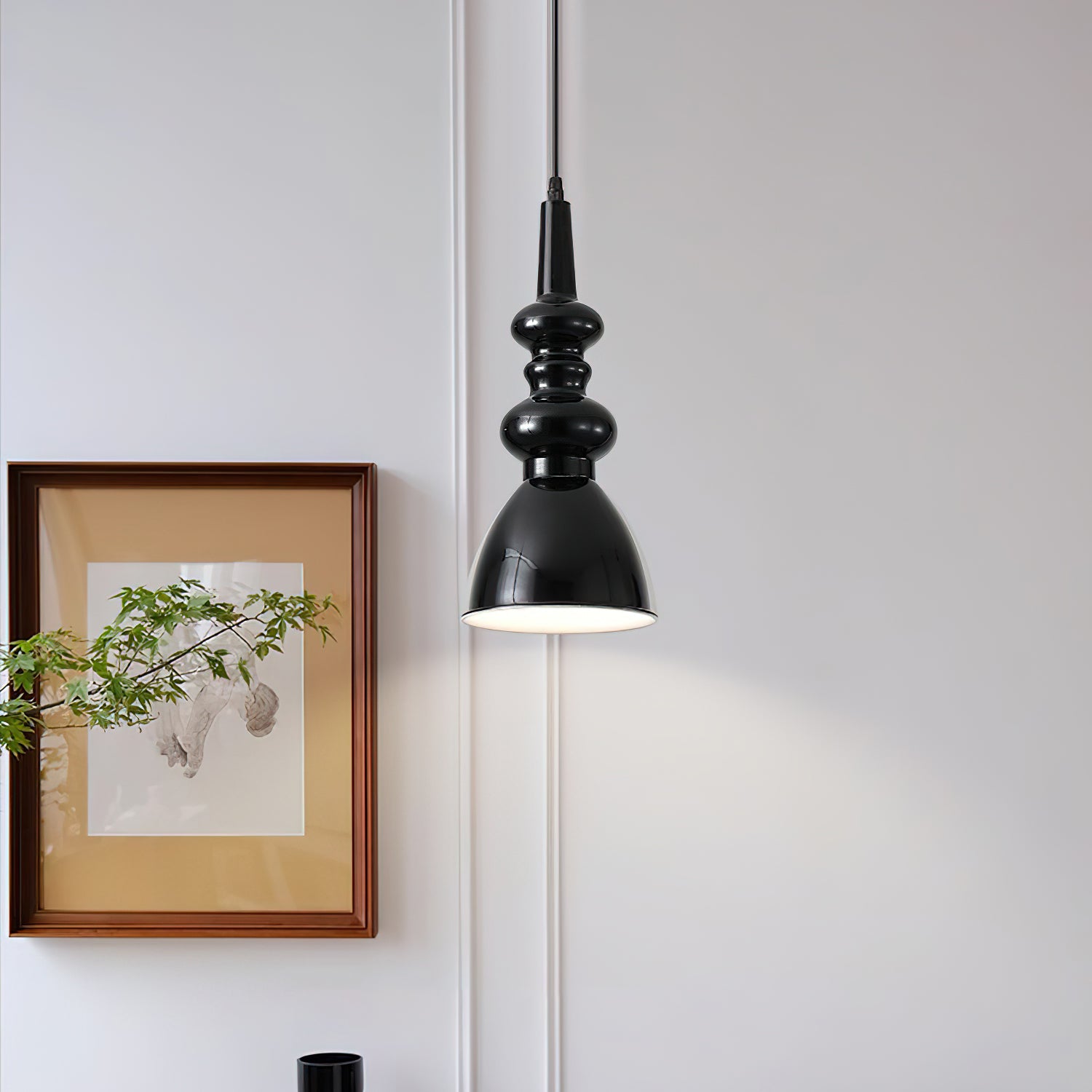 Svelte Noir Pendant Light