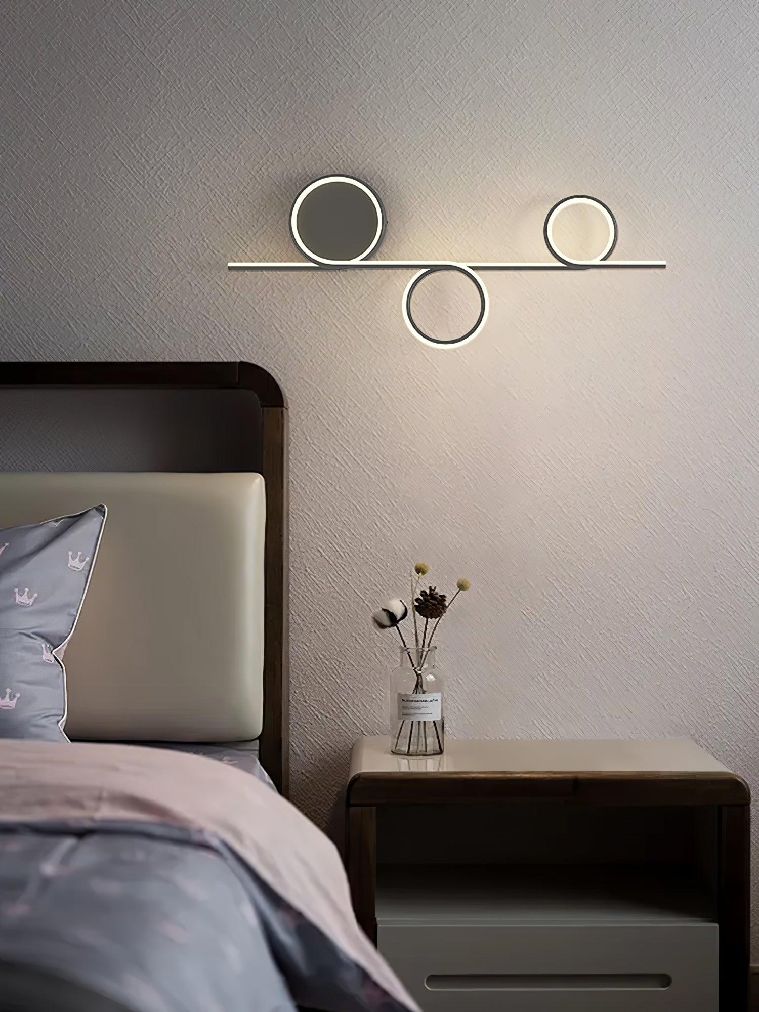 Rhythmic Line Wall Light