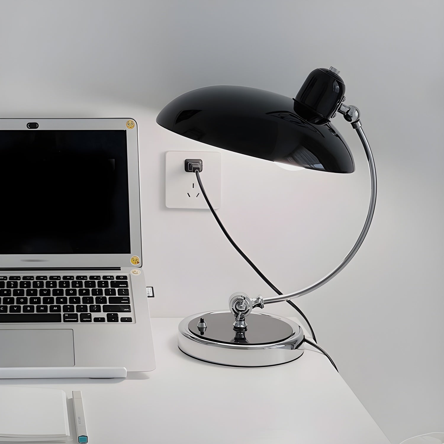 Retro Curve Desk Lamp