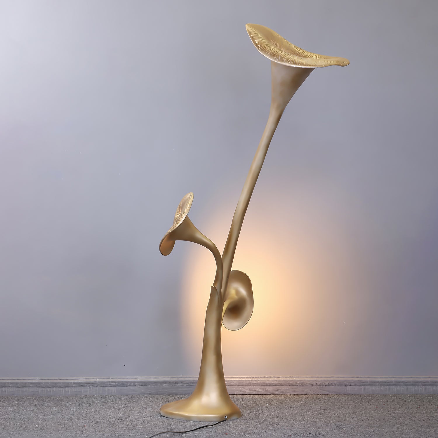 Petunia Sculpture Floor Lamp