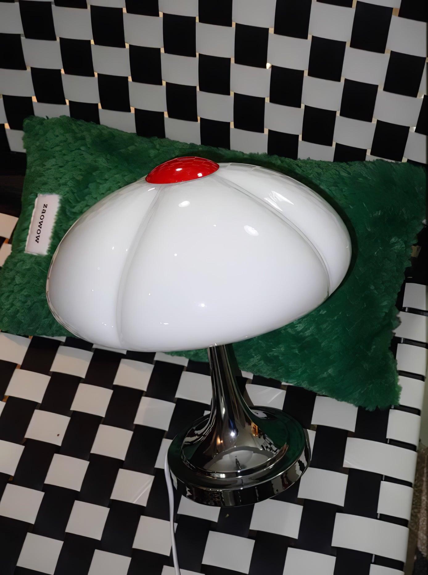 Flower Petal Table Lamp