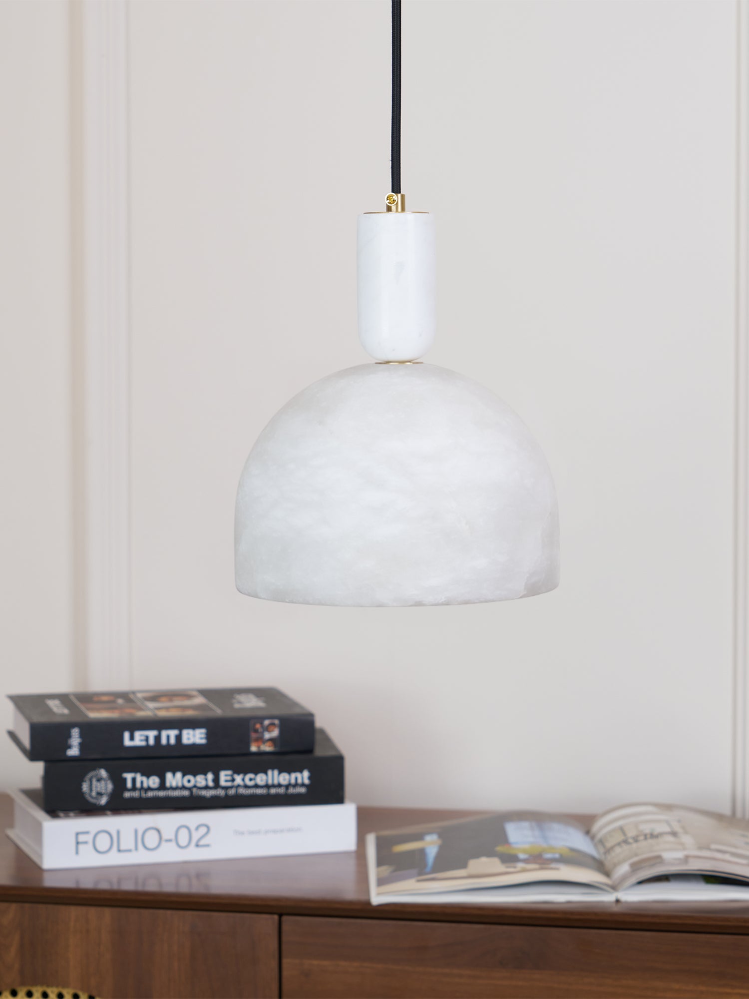 Blair Alabaster Pendant Light