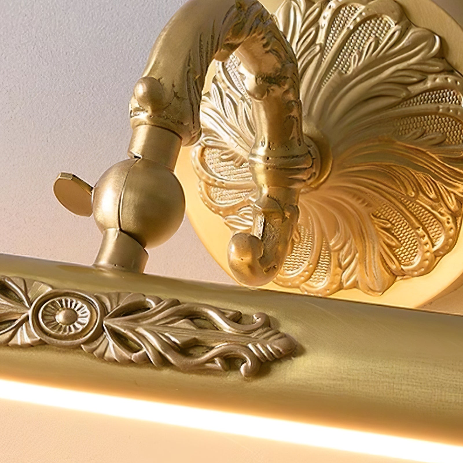 Victoria Vanity Wall Light