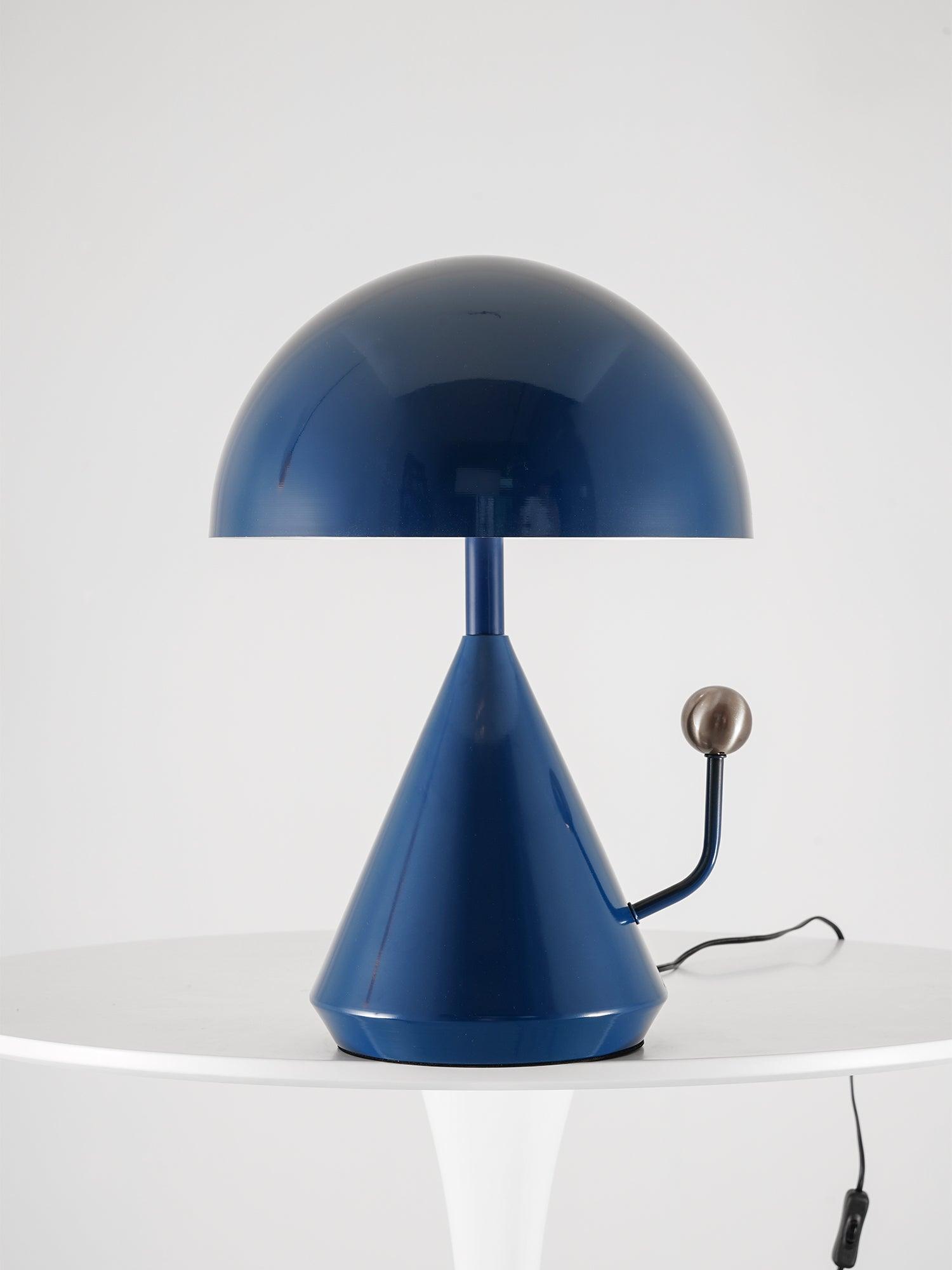 Dali Divina Desk Lamp