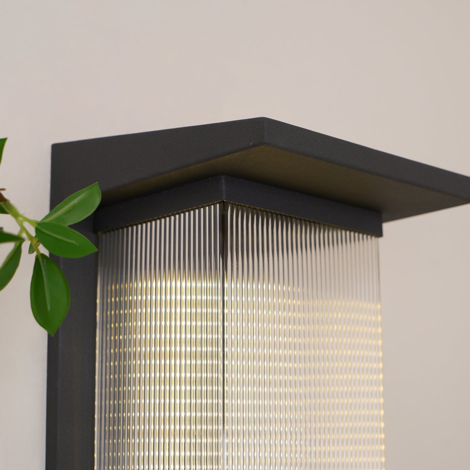 Oleron Box Outdoor Solar Wall Lamp