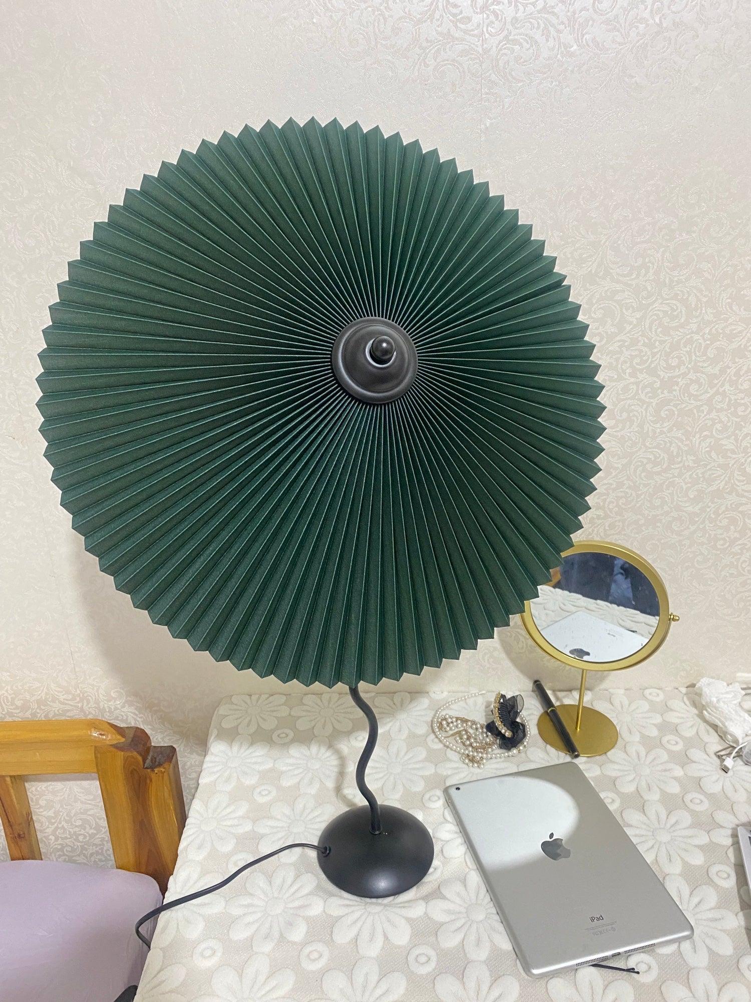 Pleated Hat Table Lamp